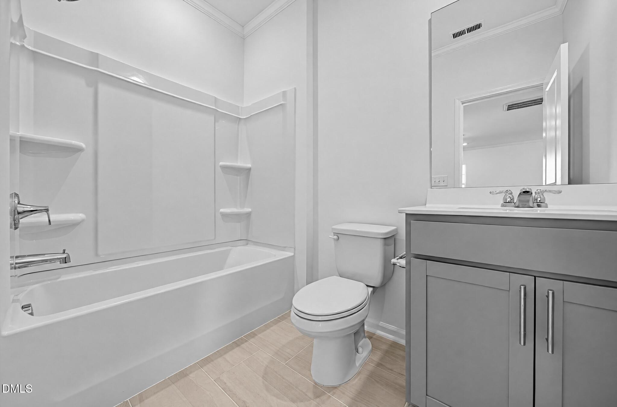 1041 Red Finch Way Property Photo 10