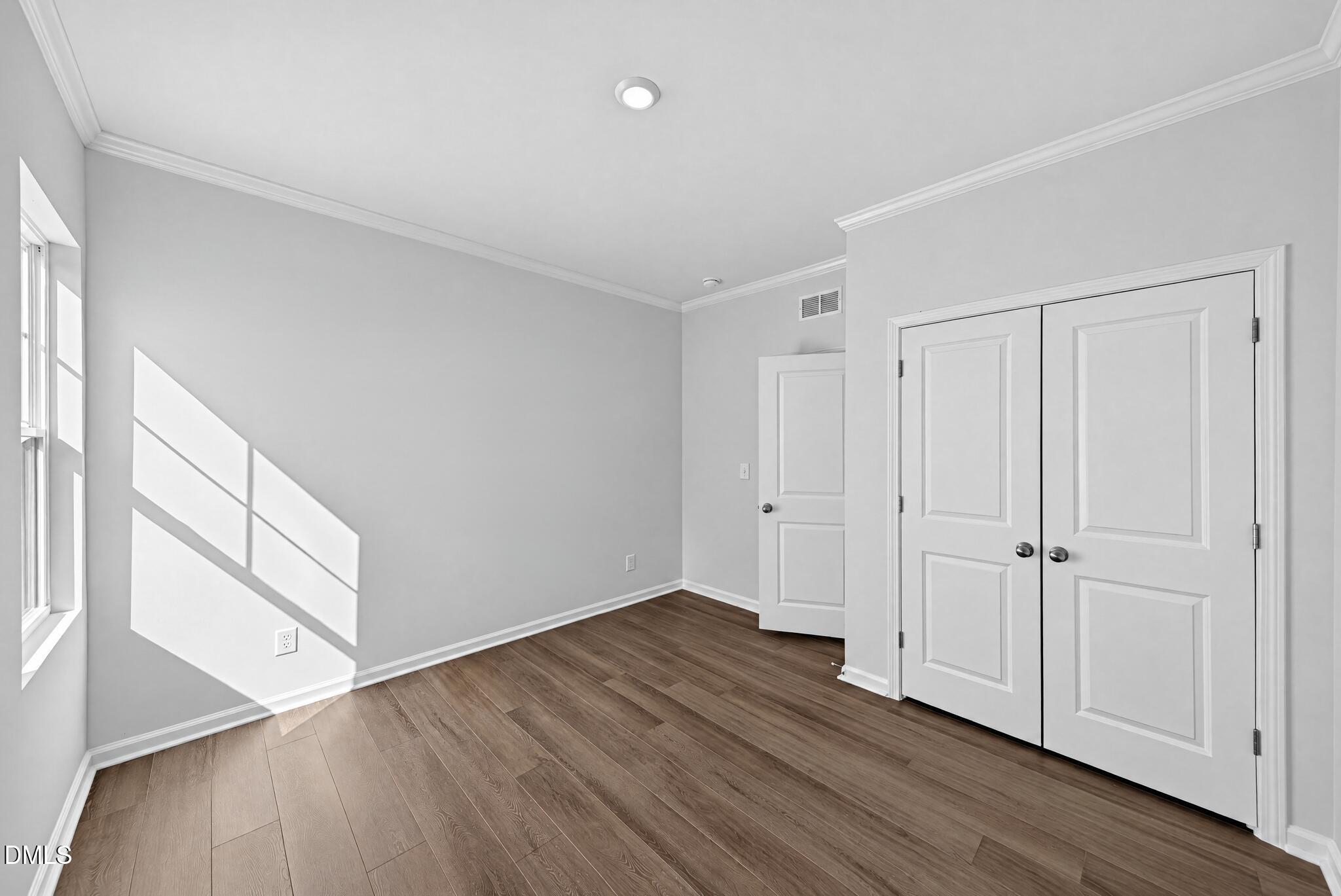 1041 Red Finch Way Property Photo 13