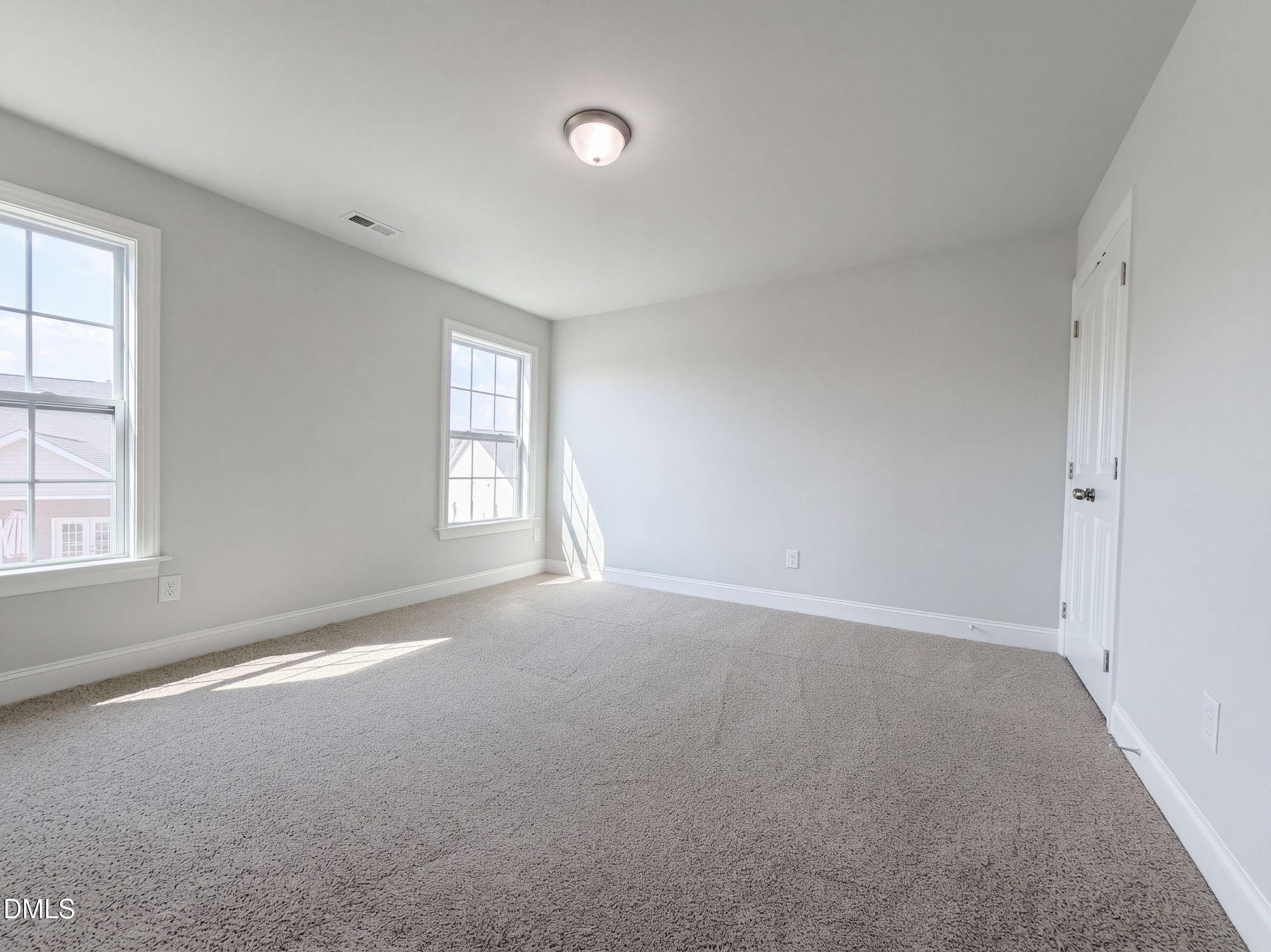 34 Ramsgate Drive Property Photo 14