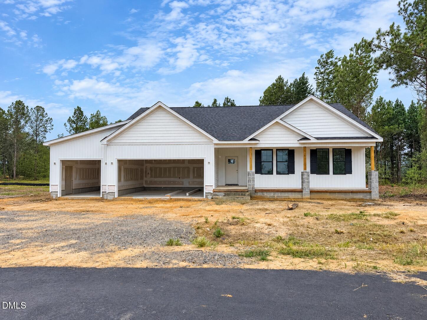 206 Vineyard Drive Property Photo 1