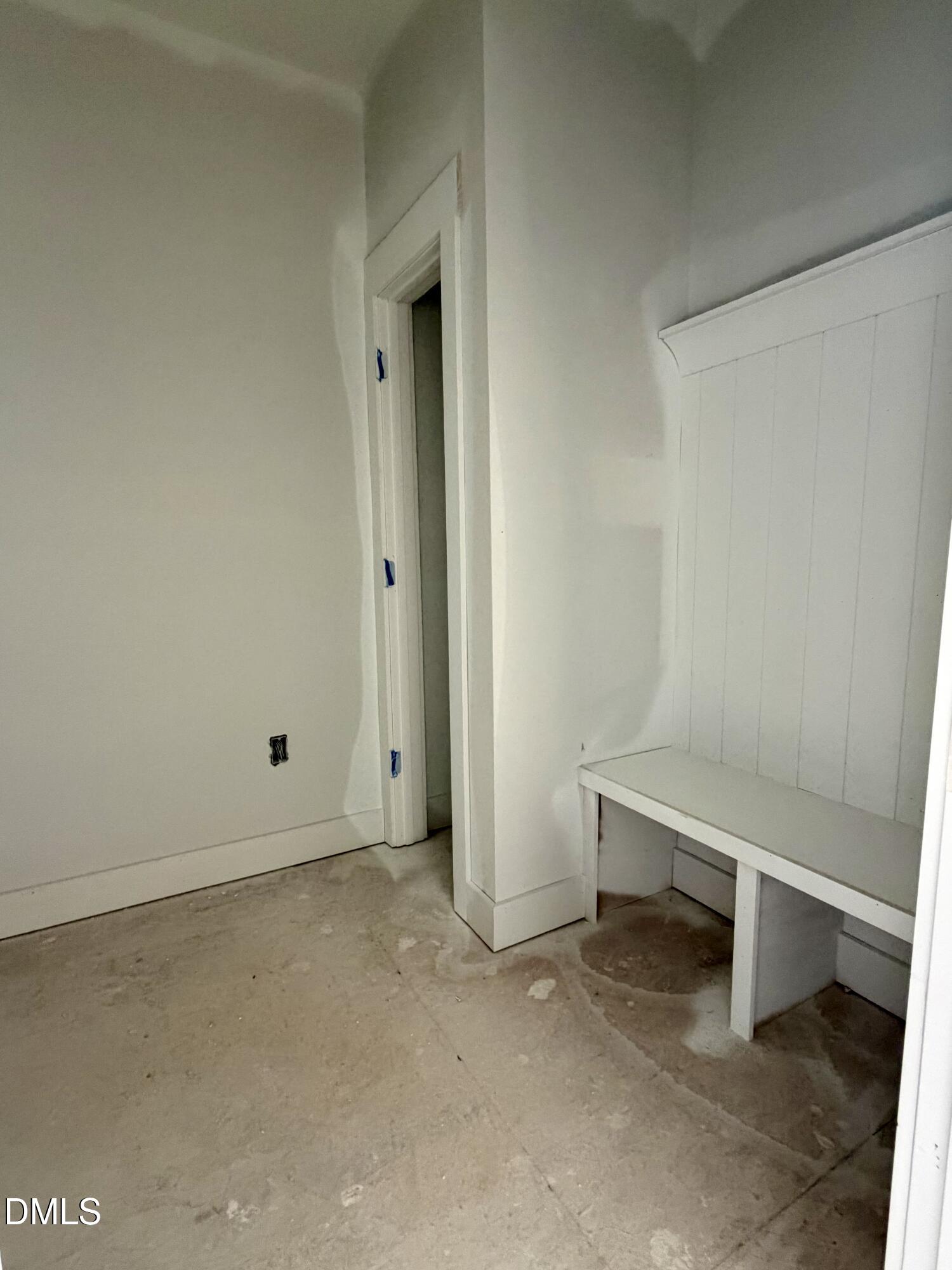 206 Vineyard Drive Property Photo 2