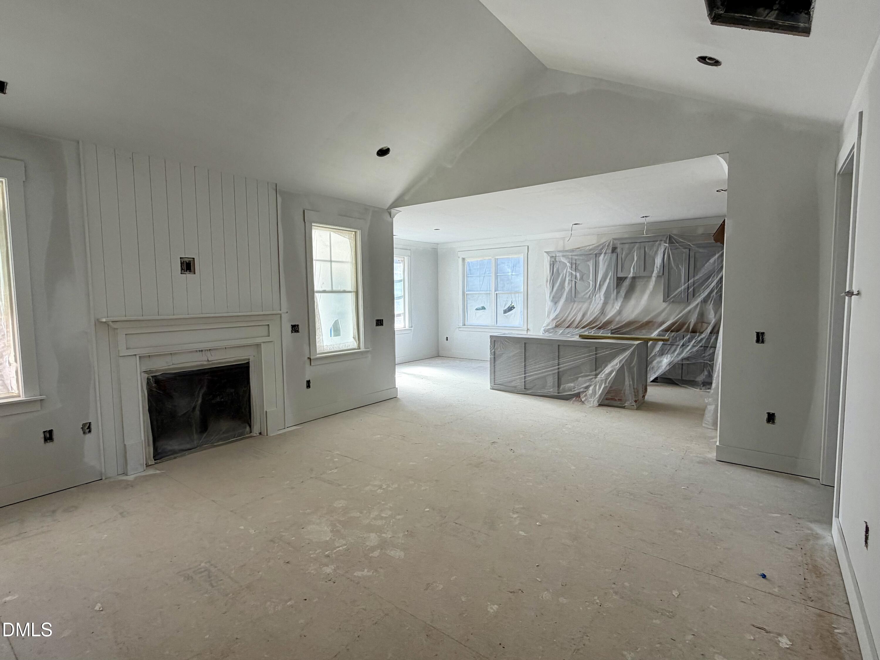 206 Vineyard Drive Property Photo 3