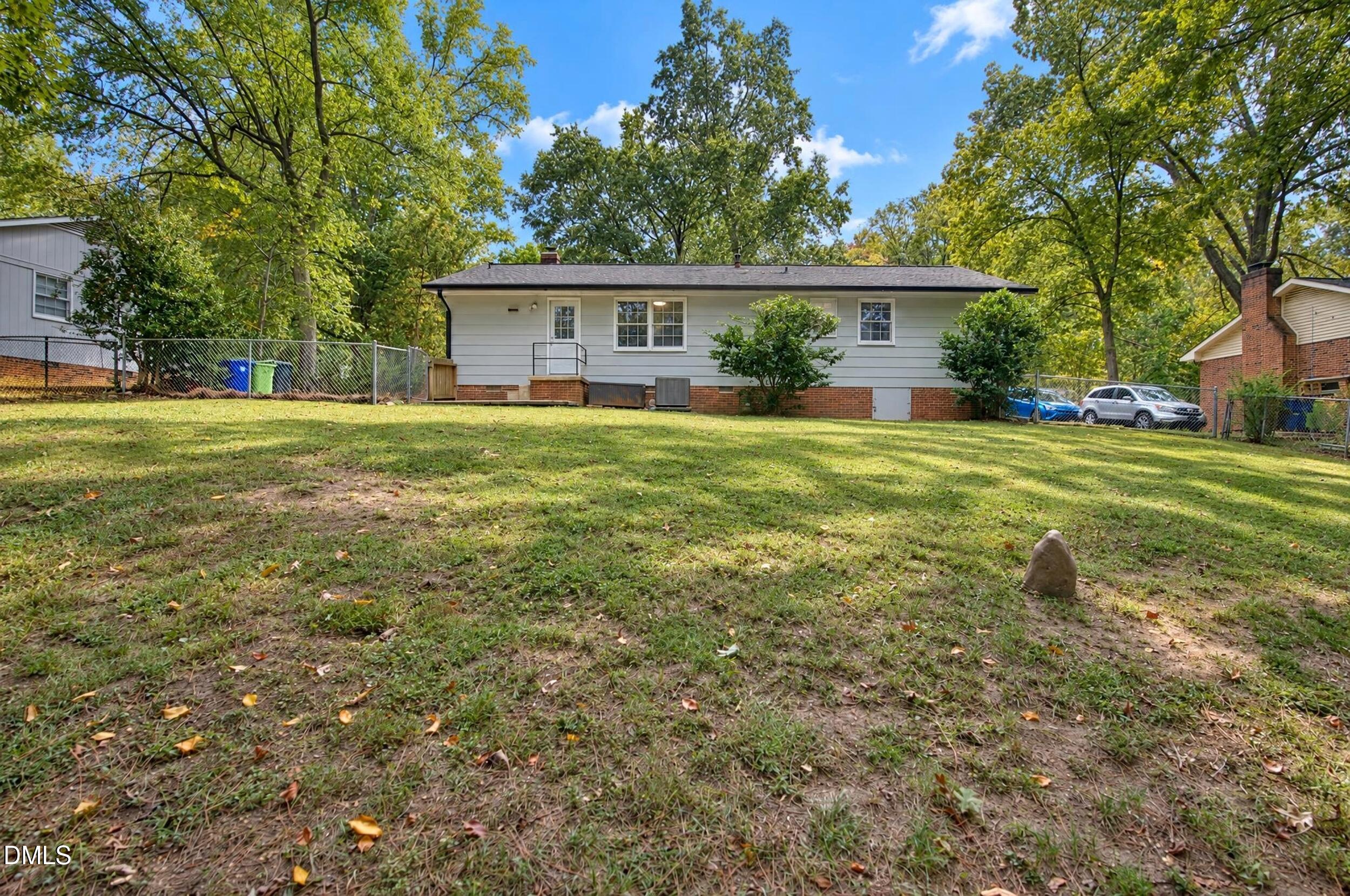 304 Northclift Drive Property Photo 27