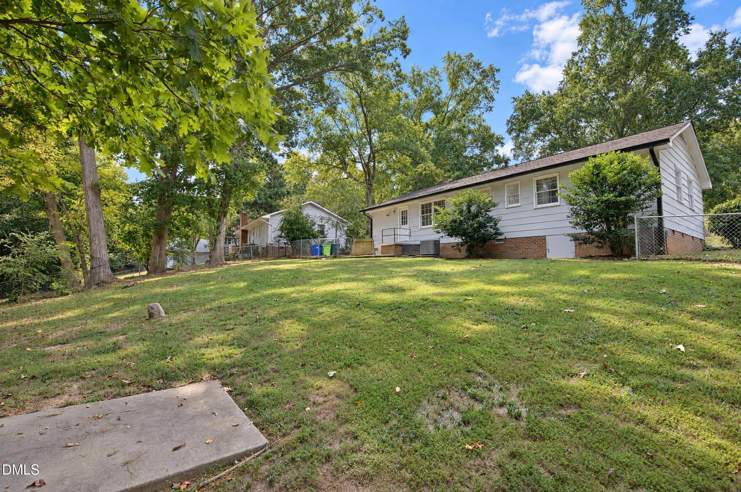 304 Northclift Drive Property Photo 28