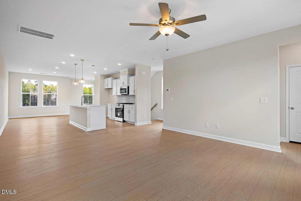 411 Bahia Drive Property Photo 10