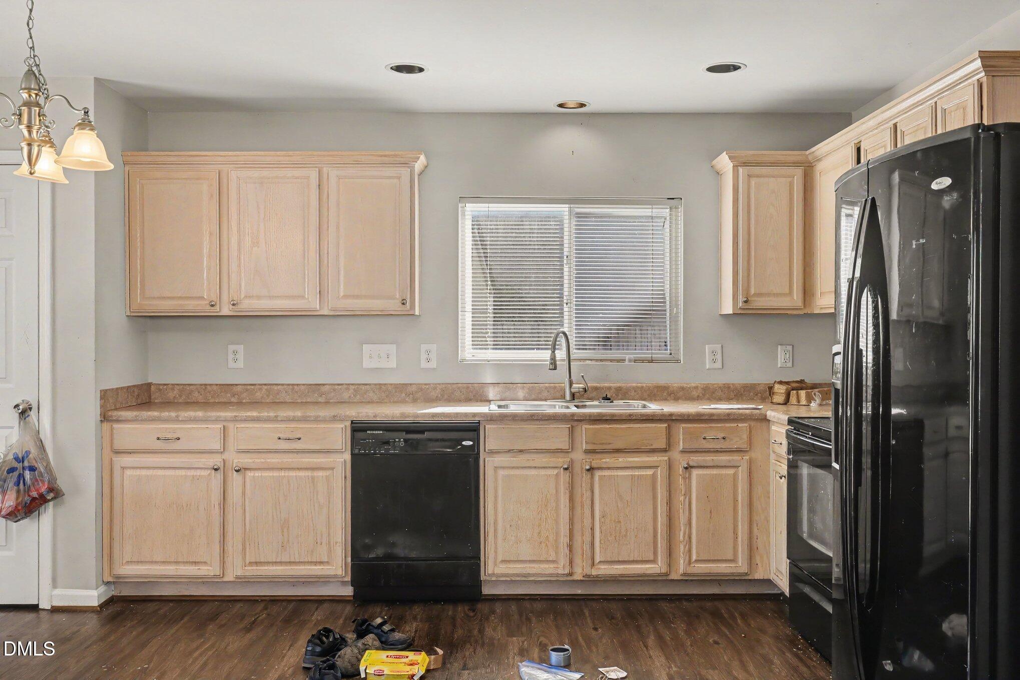 165 Steam Engine Way Property Photo 4