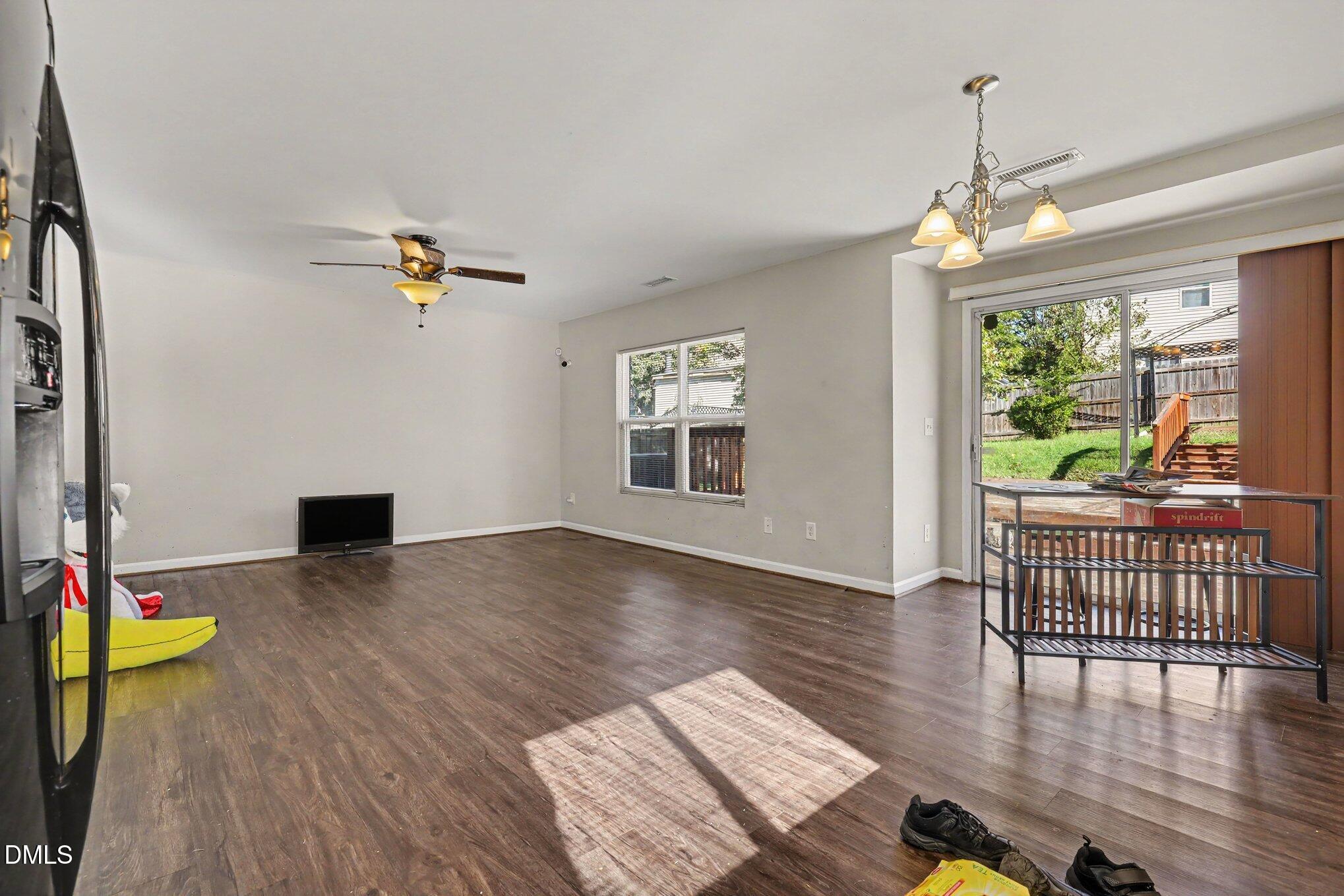 165 Steam Engine Way Property Photo 7
