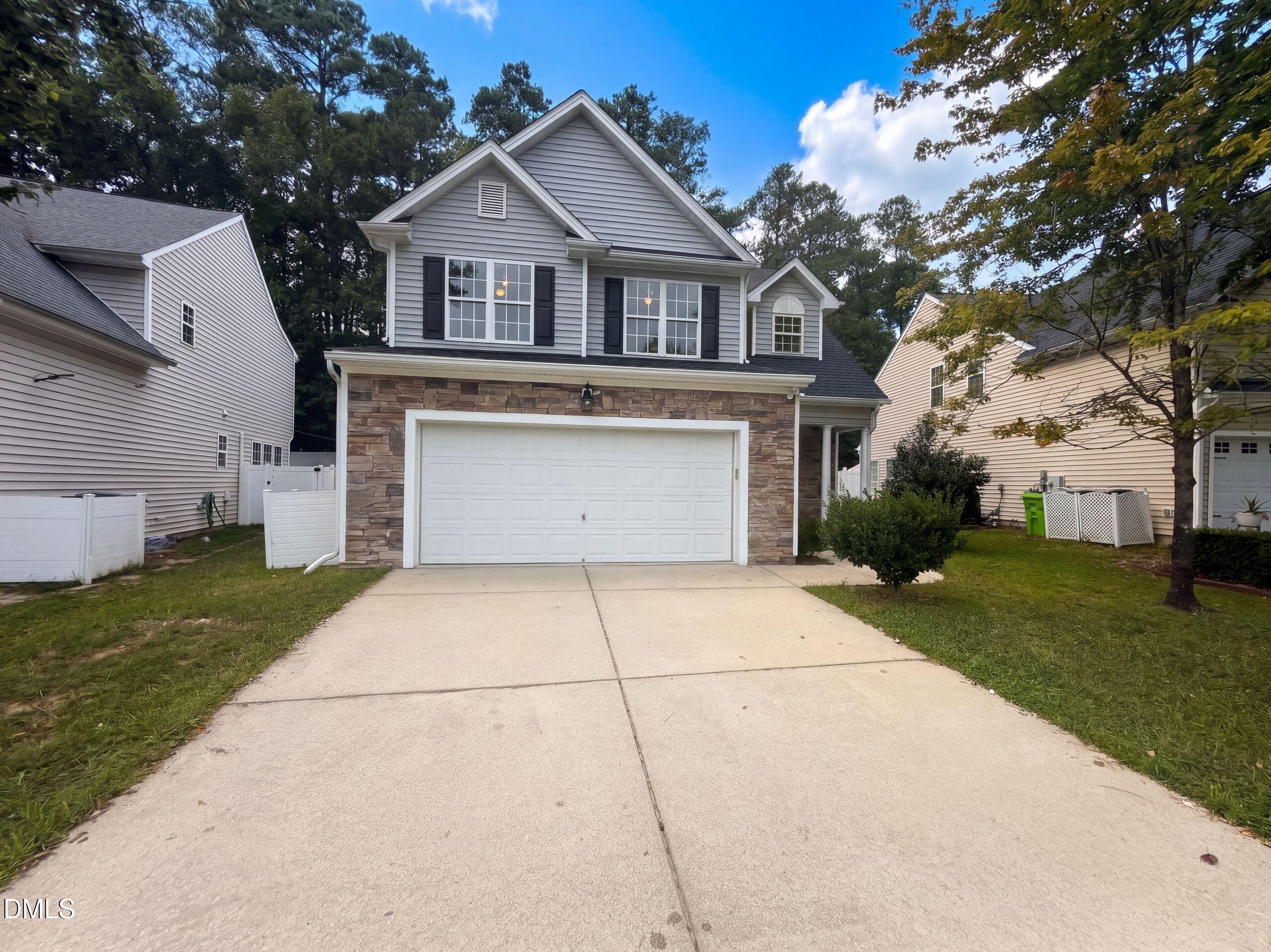 8213 Marshall Brae Drive Property Photo 1