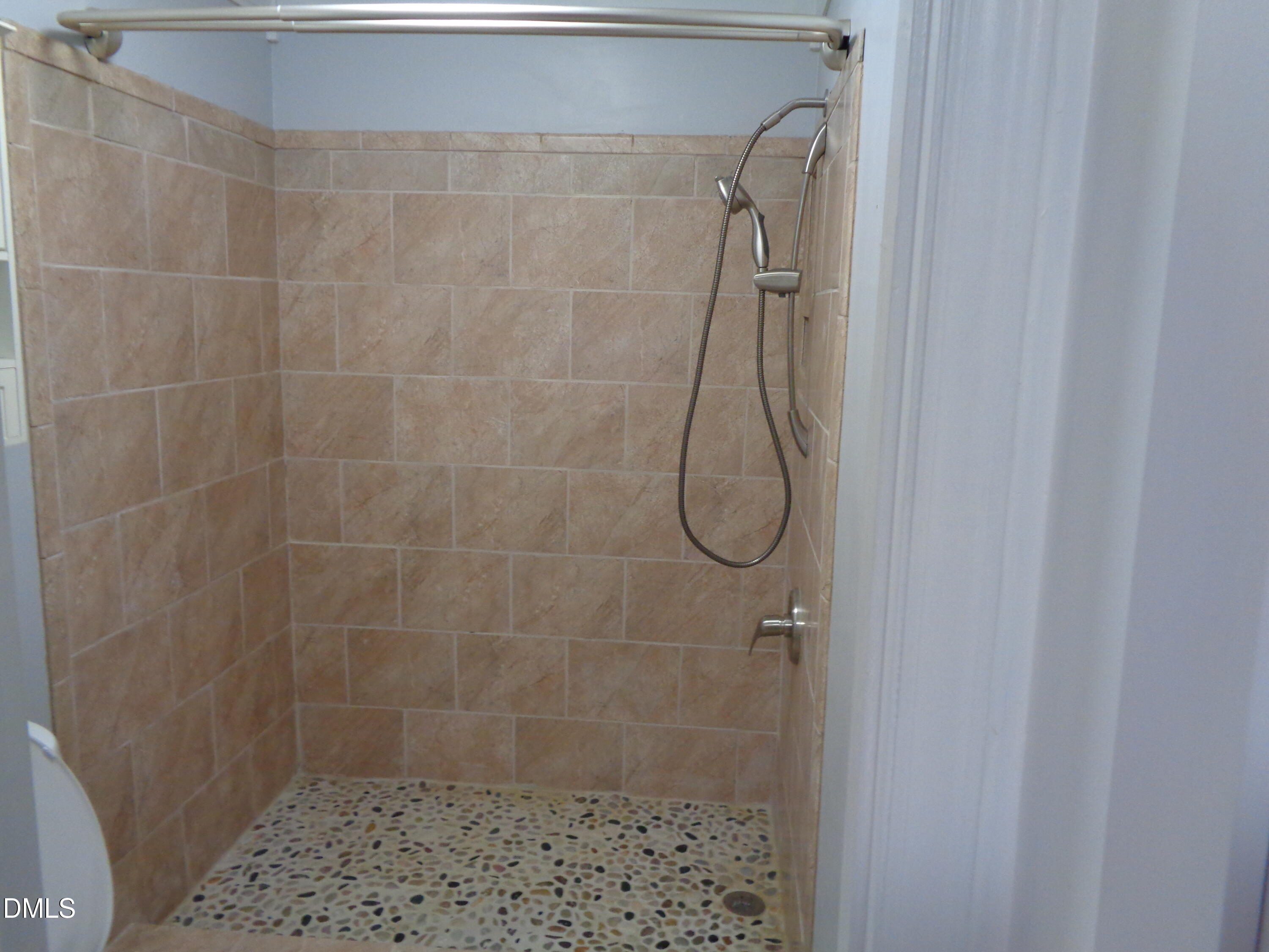 8331 Hempshire Place 102 Property Photo 15