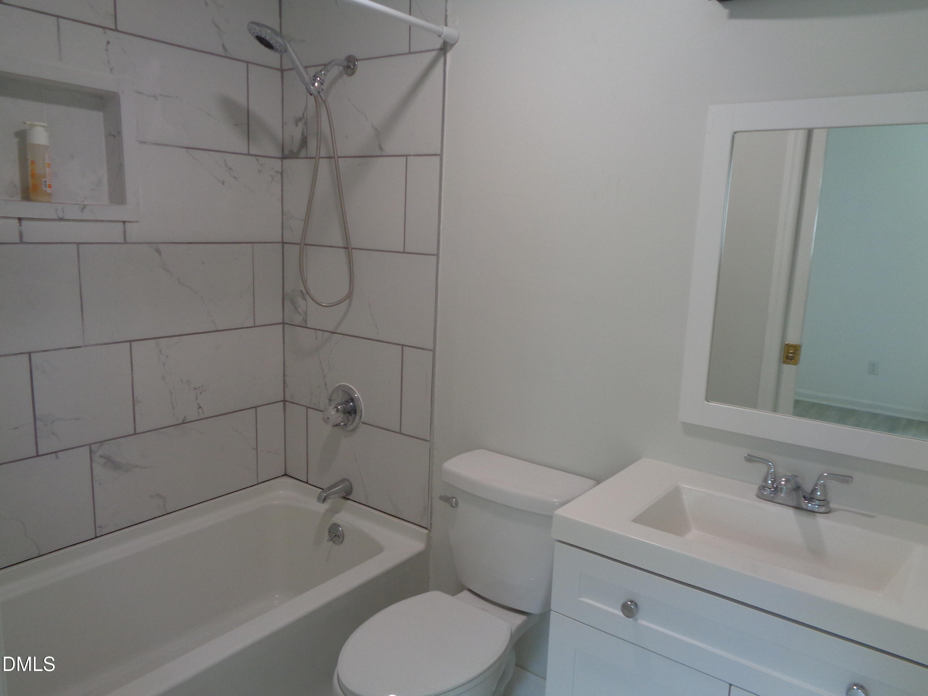 8331 Hempshire Place 102 Property Photo 21
