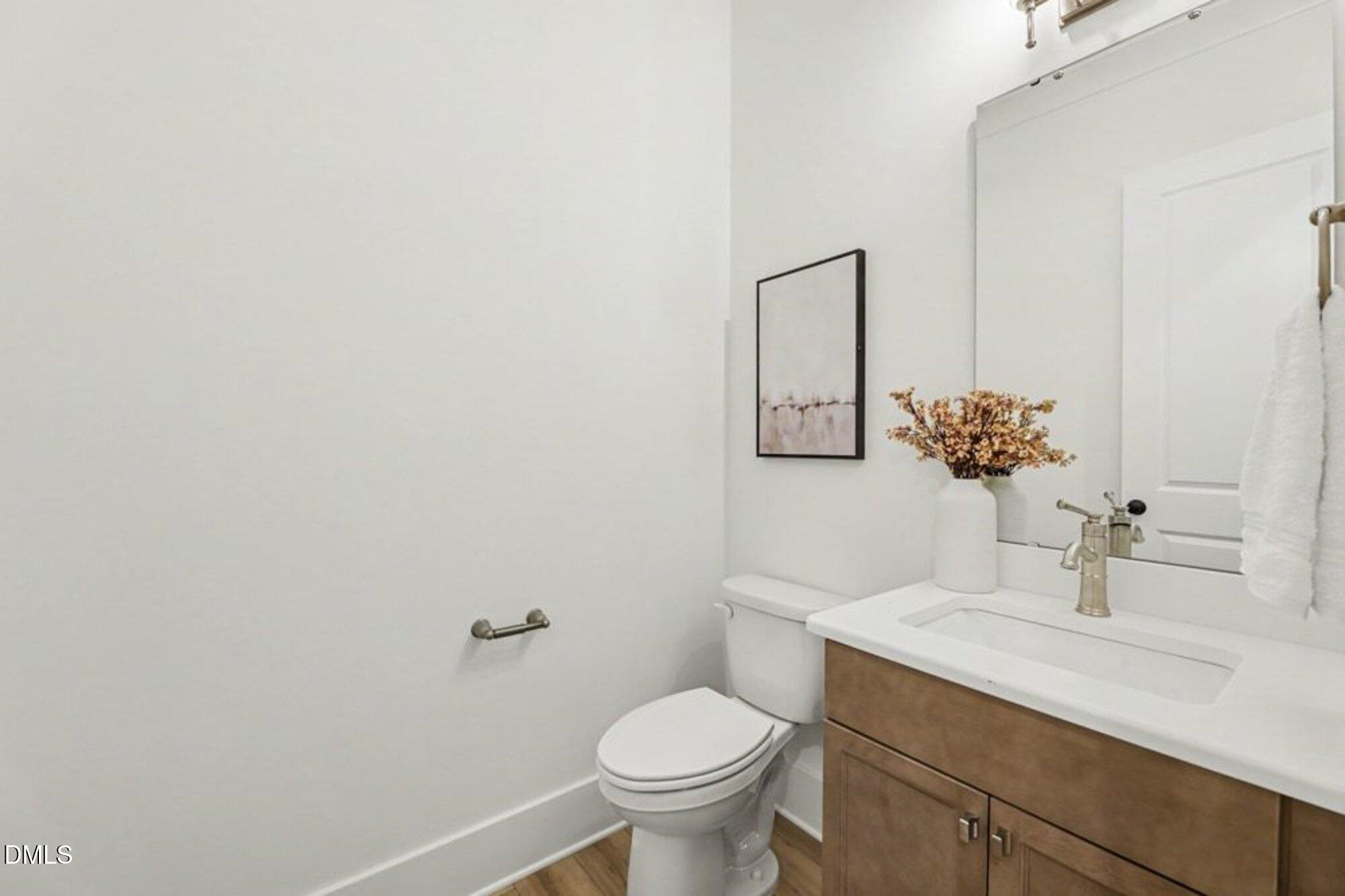 1060 Azalea Garden Circle Property Photo 27