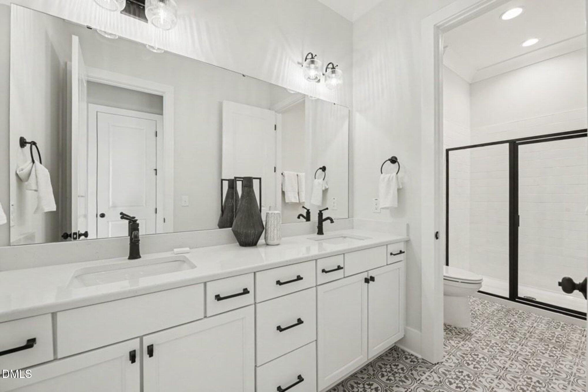 1060 Azalea Garden Circle Property Photo 28
