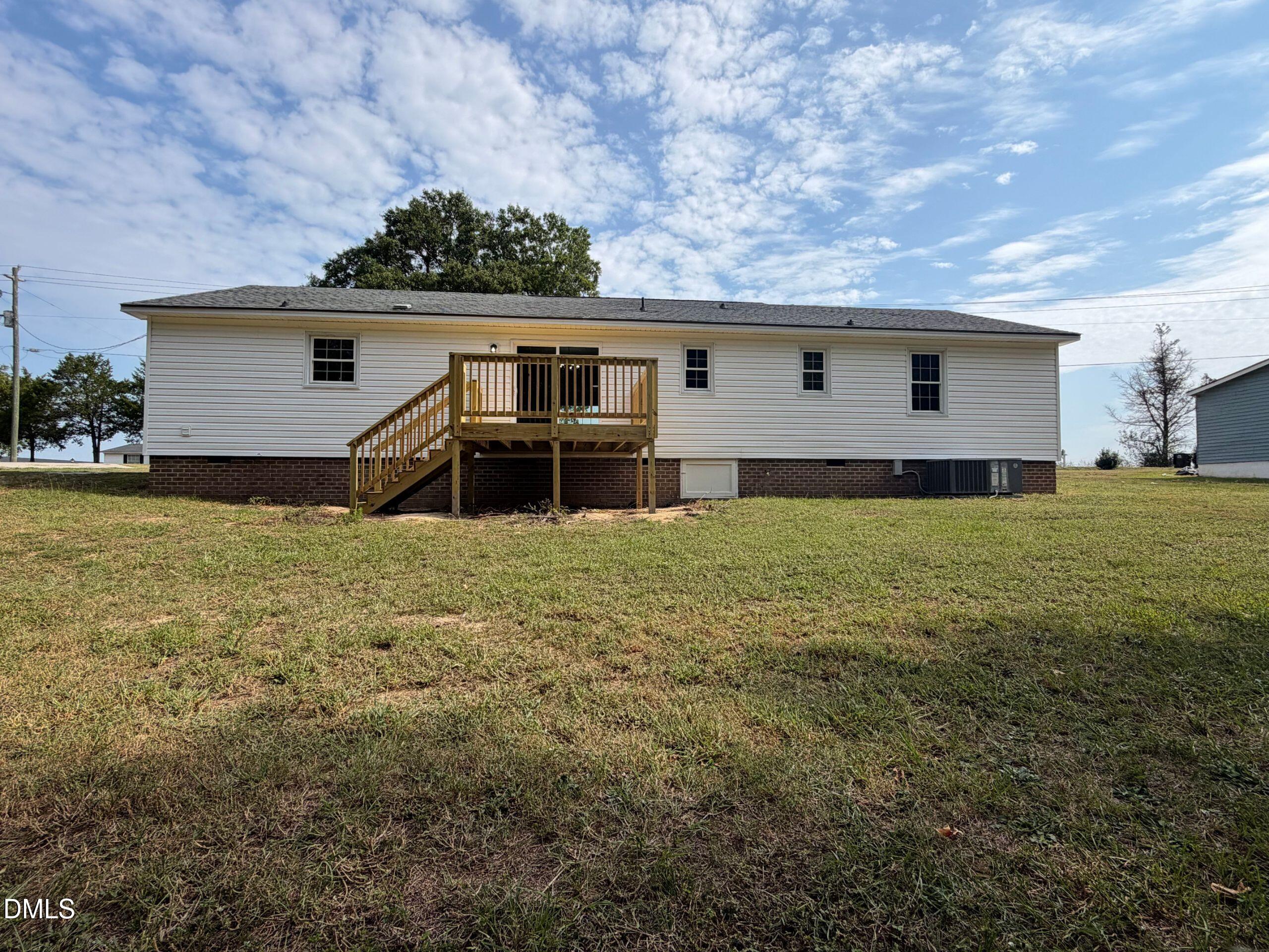 2615 Baileys Xrds Road Property Photo 5