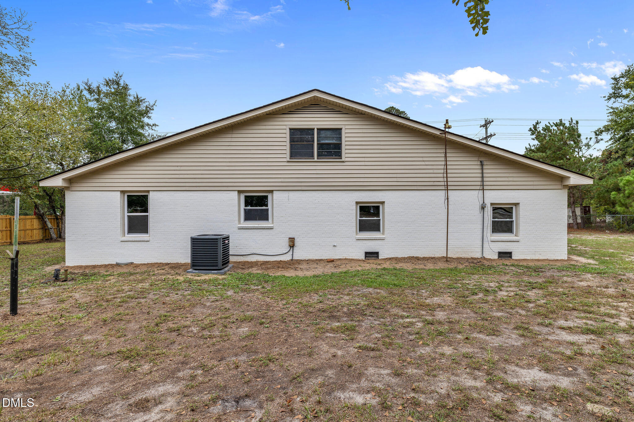 938 Old Grantham Road Property Photo 6