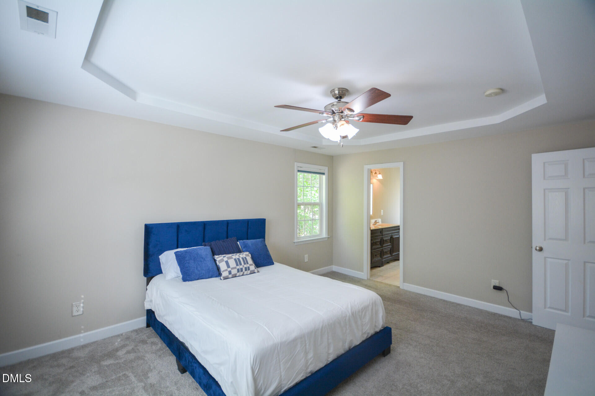 114 Carolina Way Property Photo 23