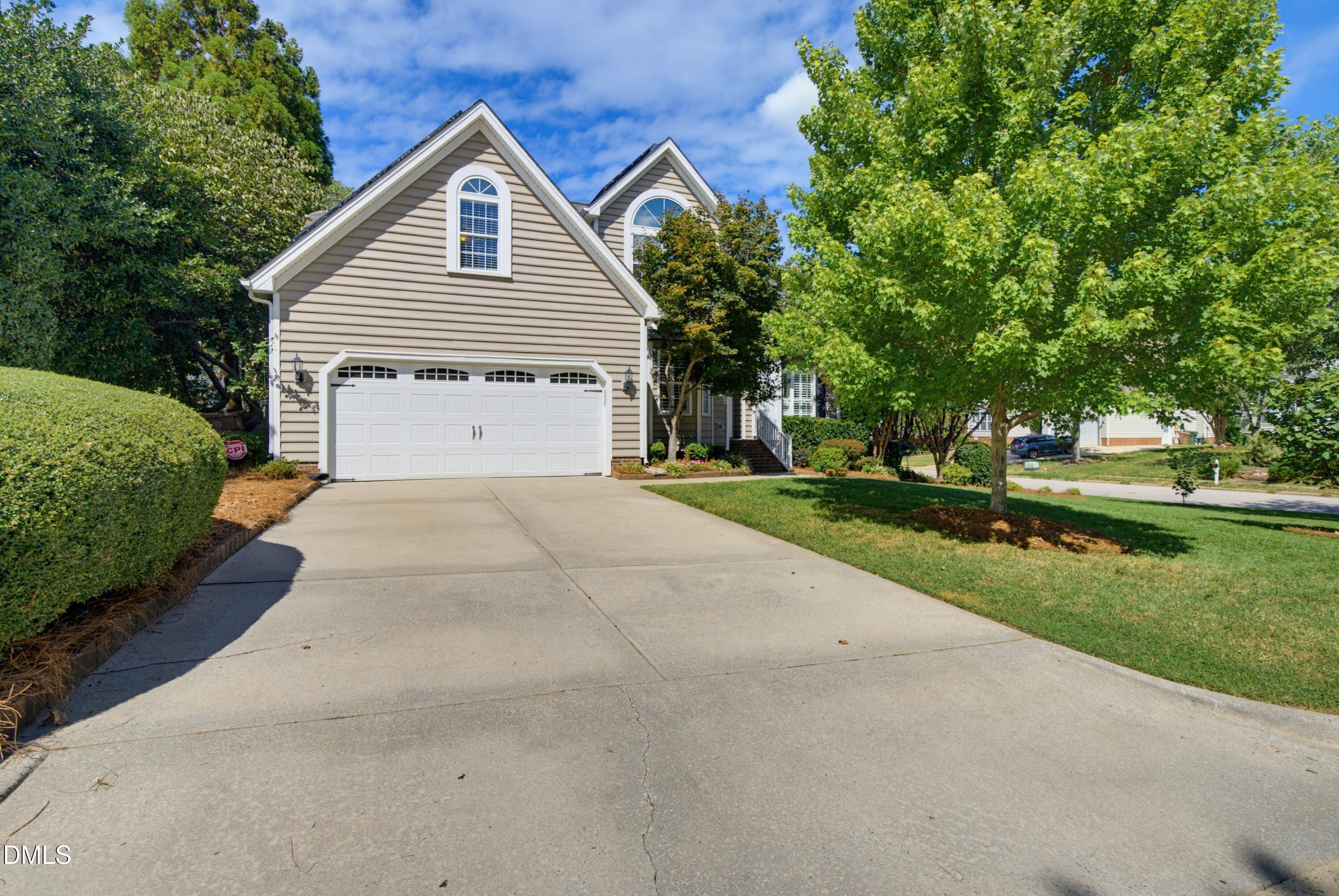 100 Bridlebit Court Property Photo 2