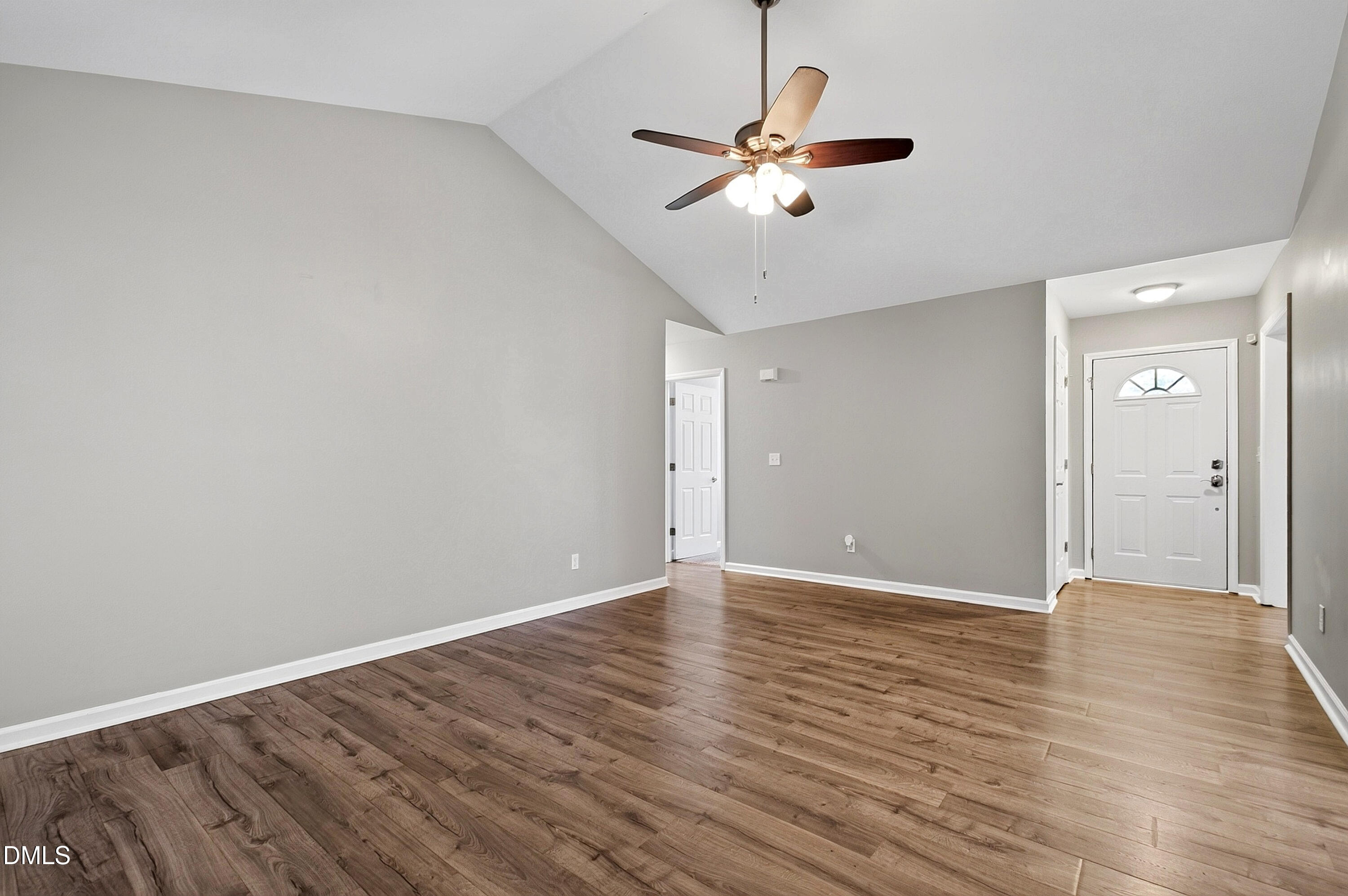 25 Beaver Ridge Drive Property Photo 4