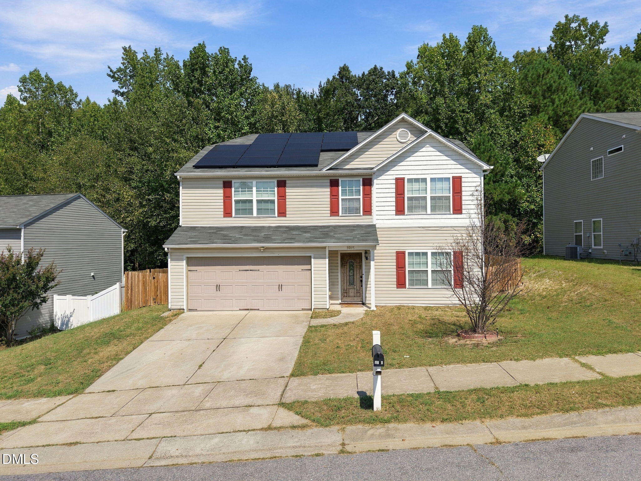 5015 Carnelian Drive Property Photo 2