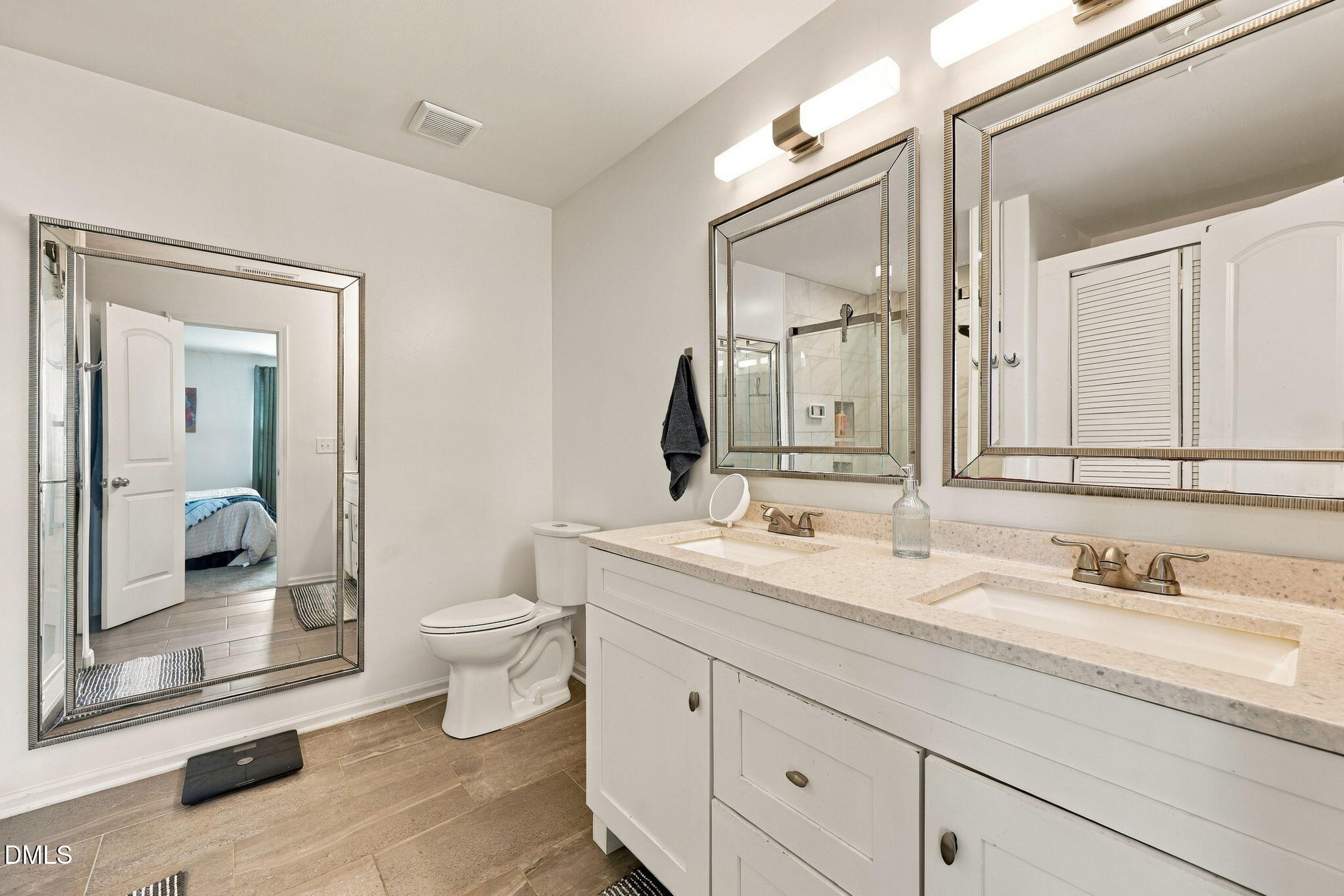 5015 Carnelian Drive Property Photo 17