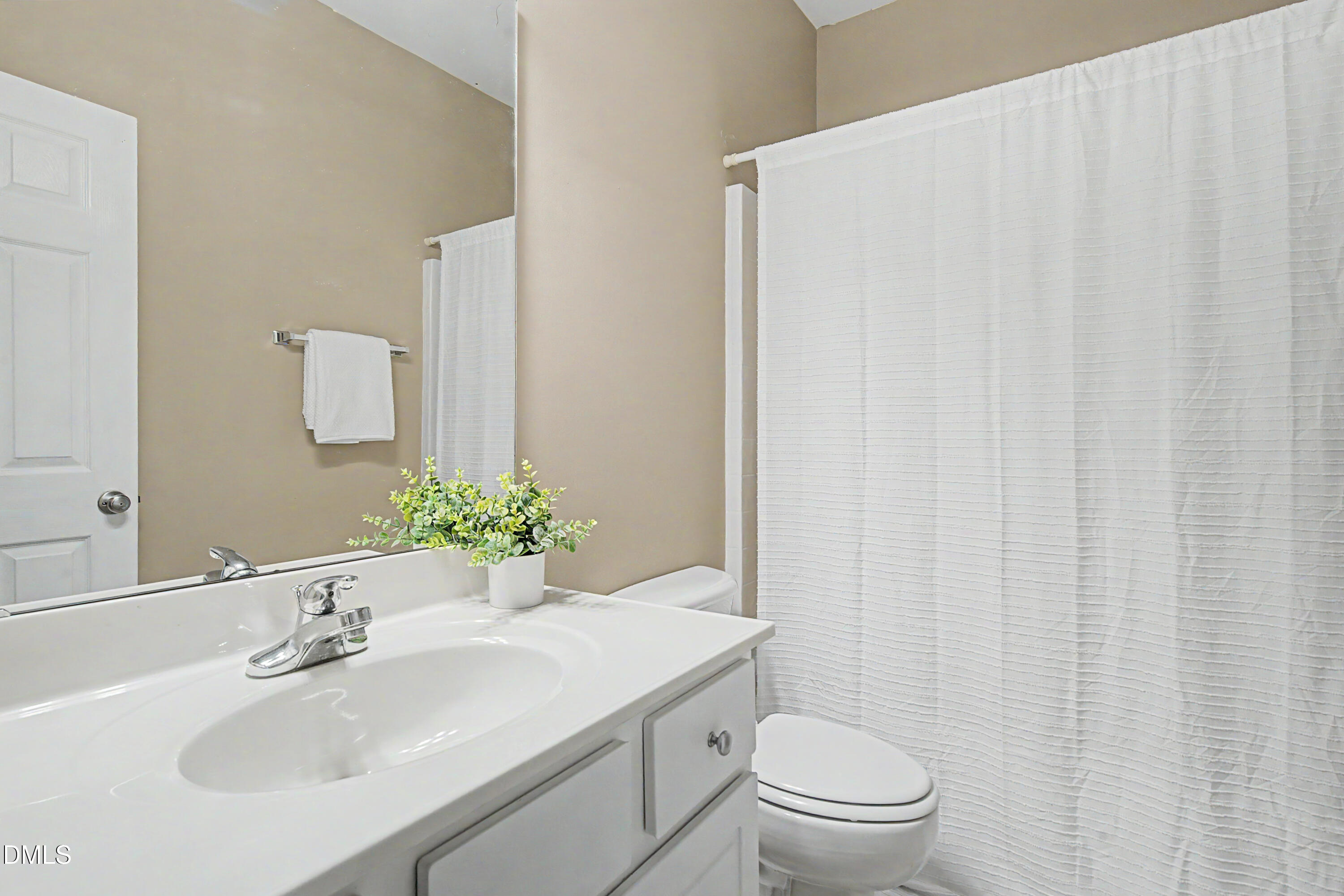705 Glen Road 104 Property Photo 16