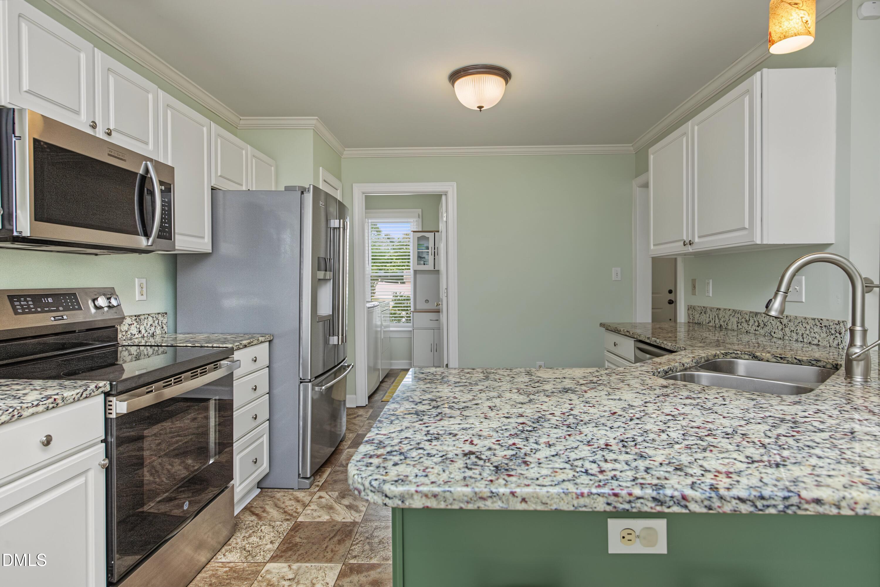 4204 Nectarine Drive Property Photo 8