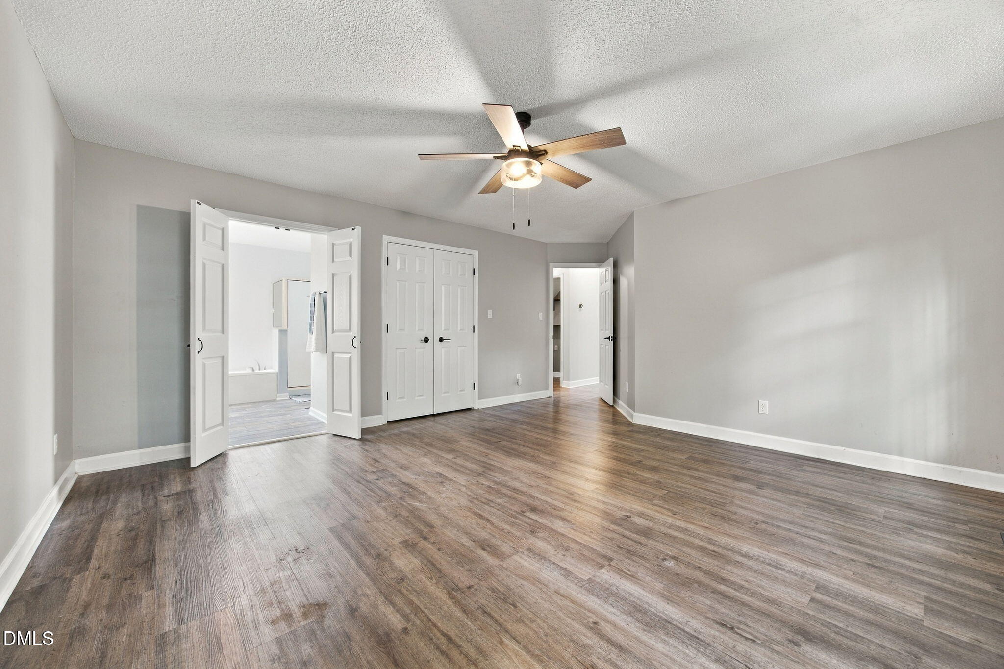 5109 Knightsbridge Way Property Photo 17