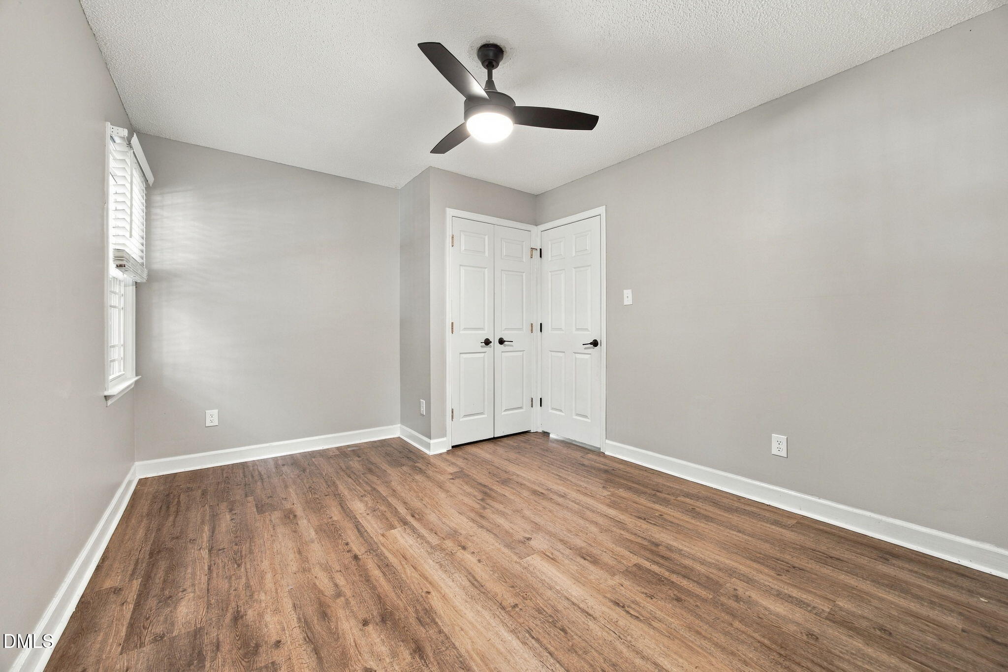 5109 Knightsbridge Way Property Photo 26
