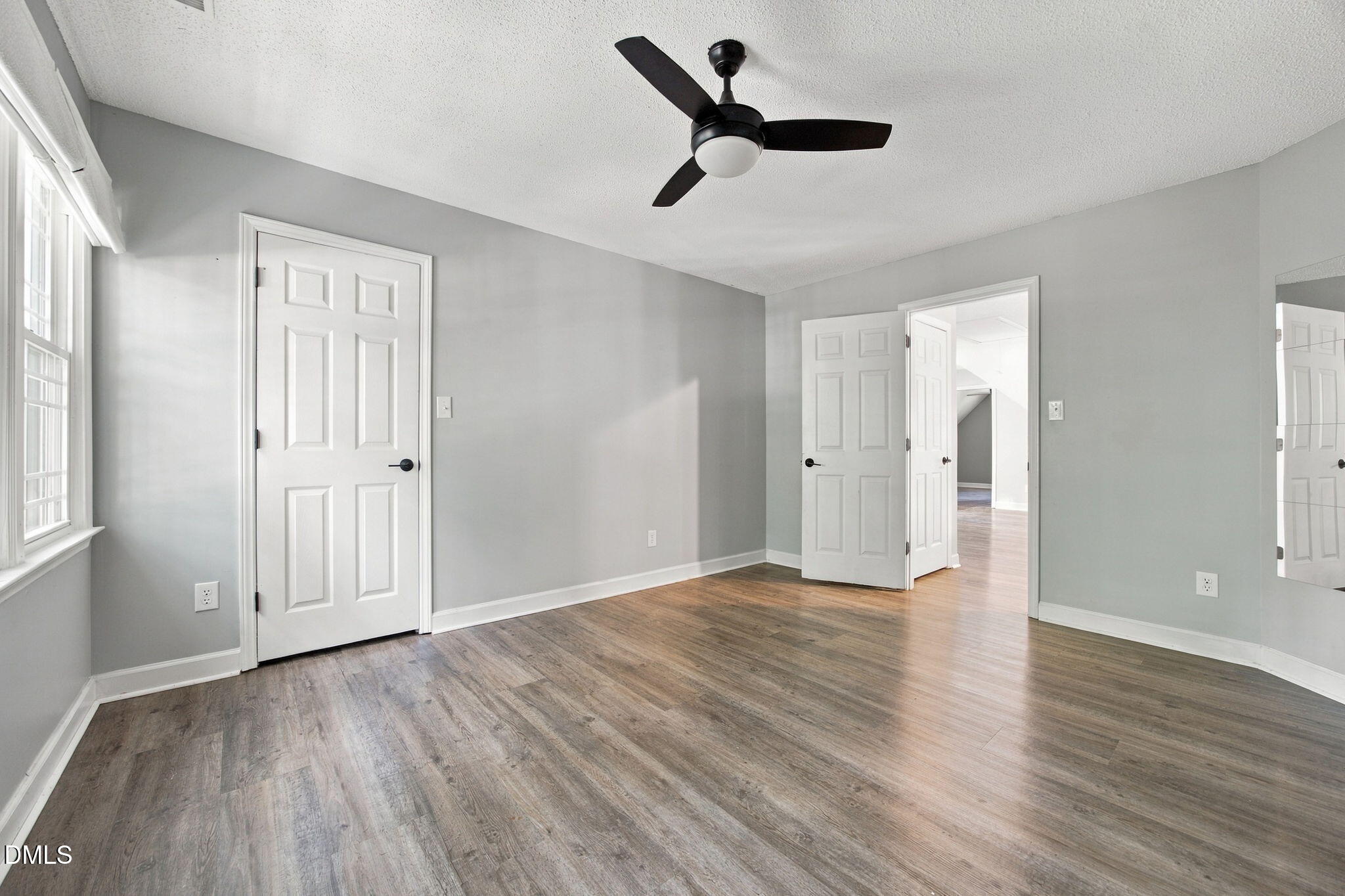 5109 Knightsbridge Way Property Photo 28