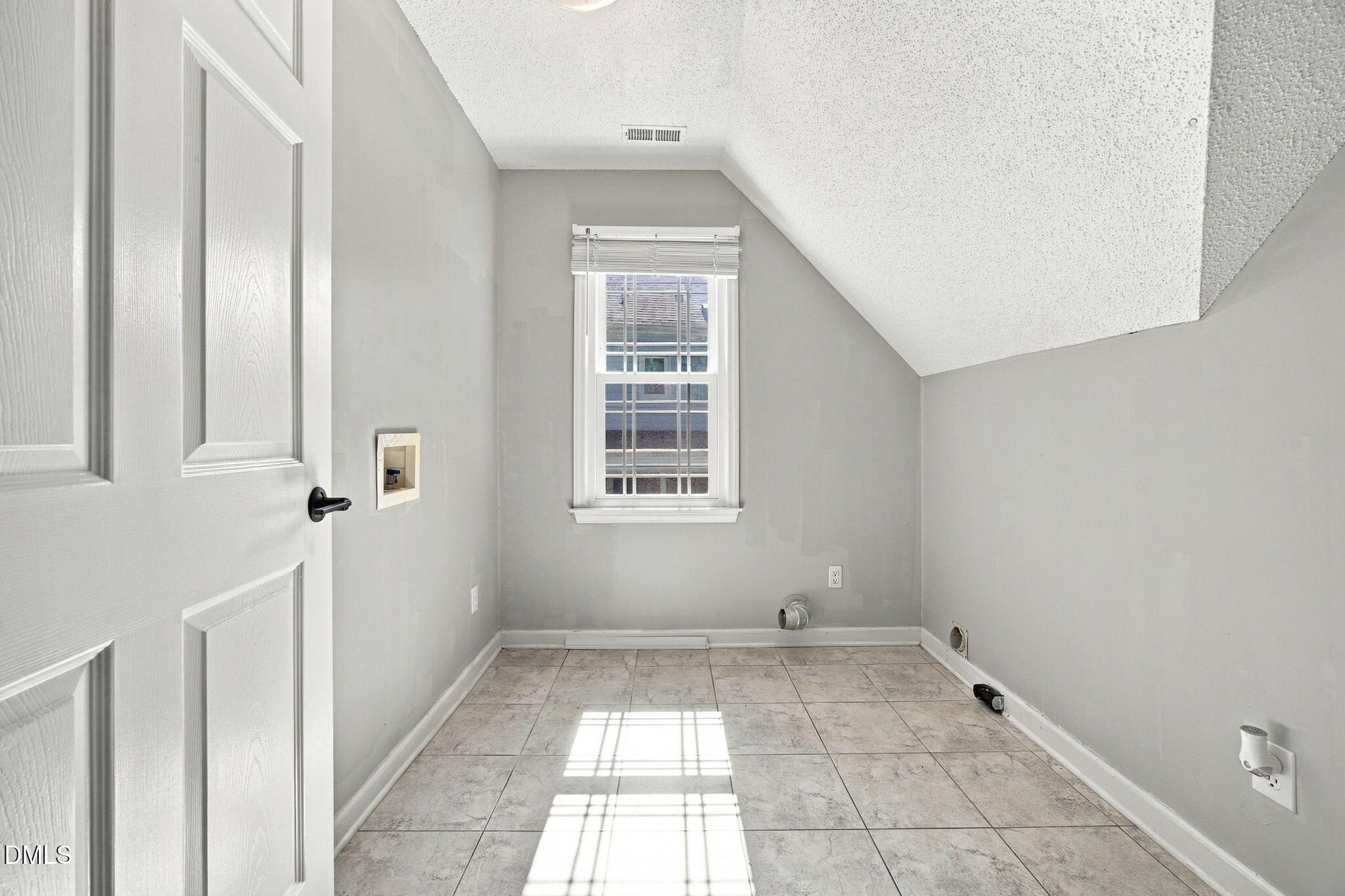 5109 Knightsbridge Way Property Photo 32