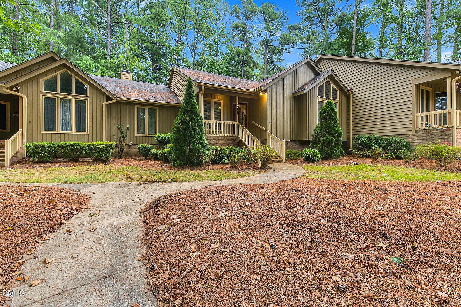 8031 Grey Oak Drive Property Photo 1