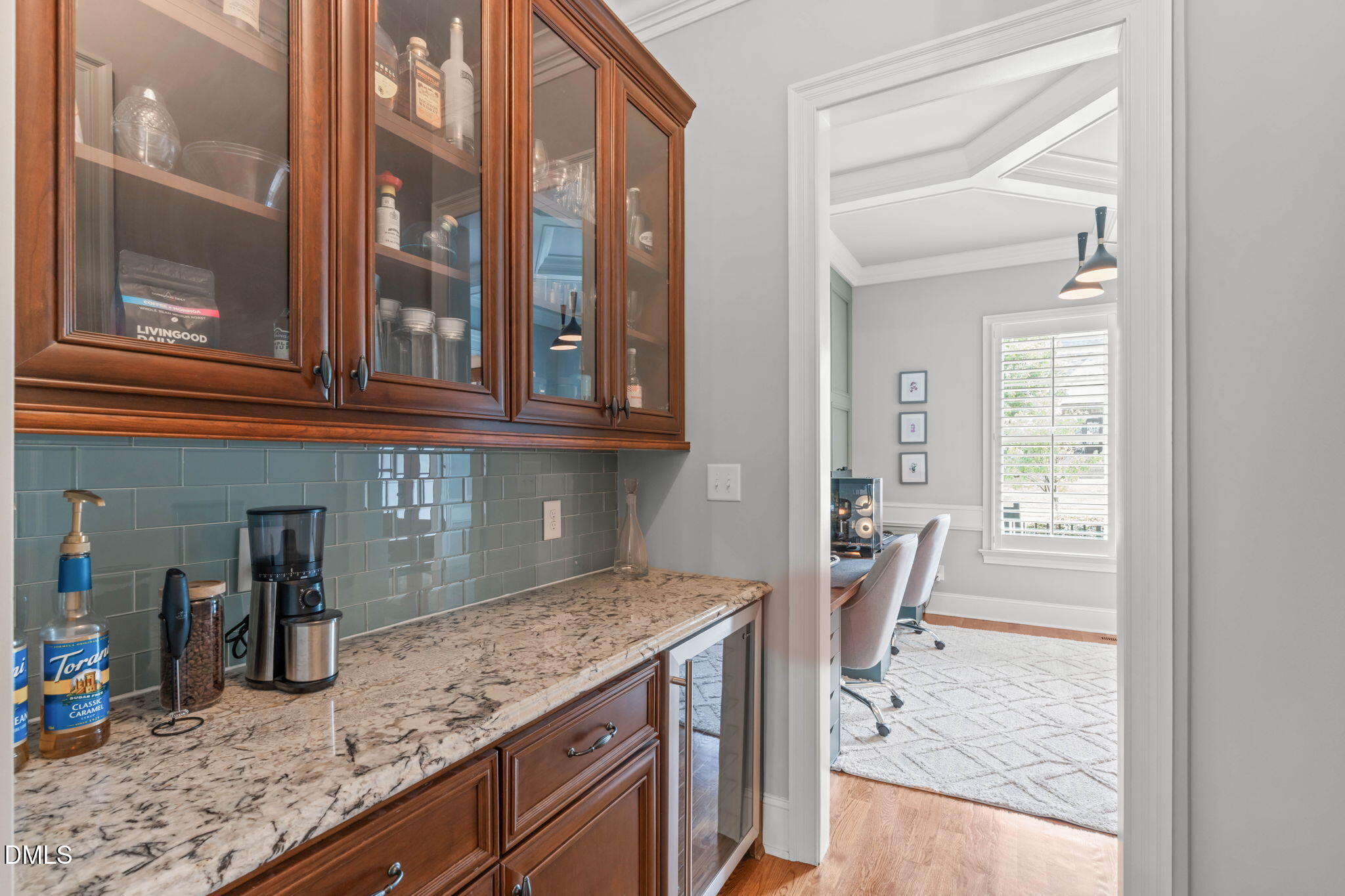 2512 Maroni Drive Property Photo 8