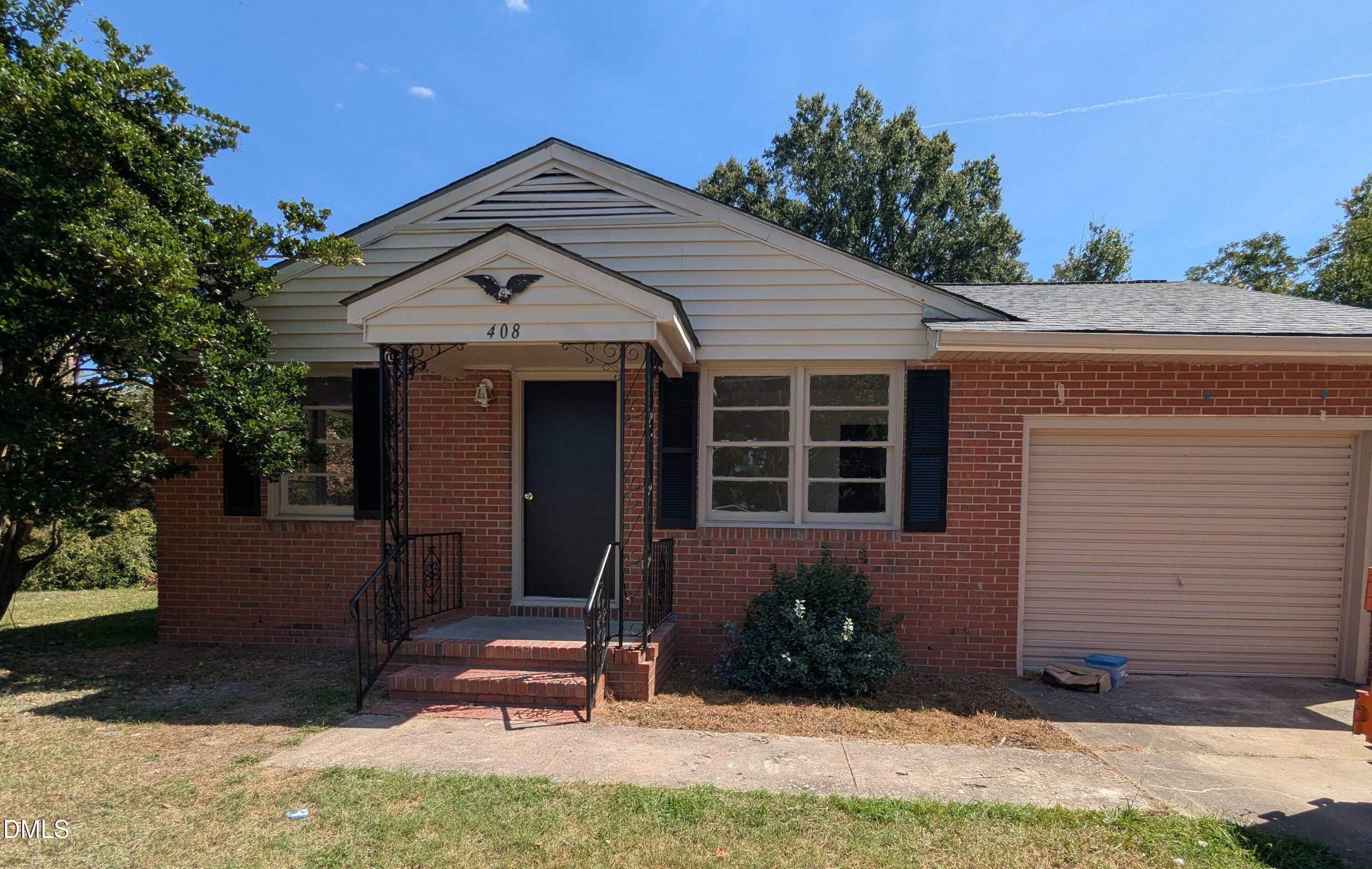 408 Banks Avenue Property Photo 1