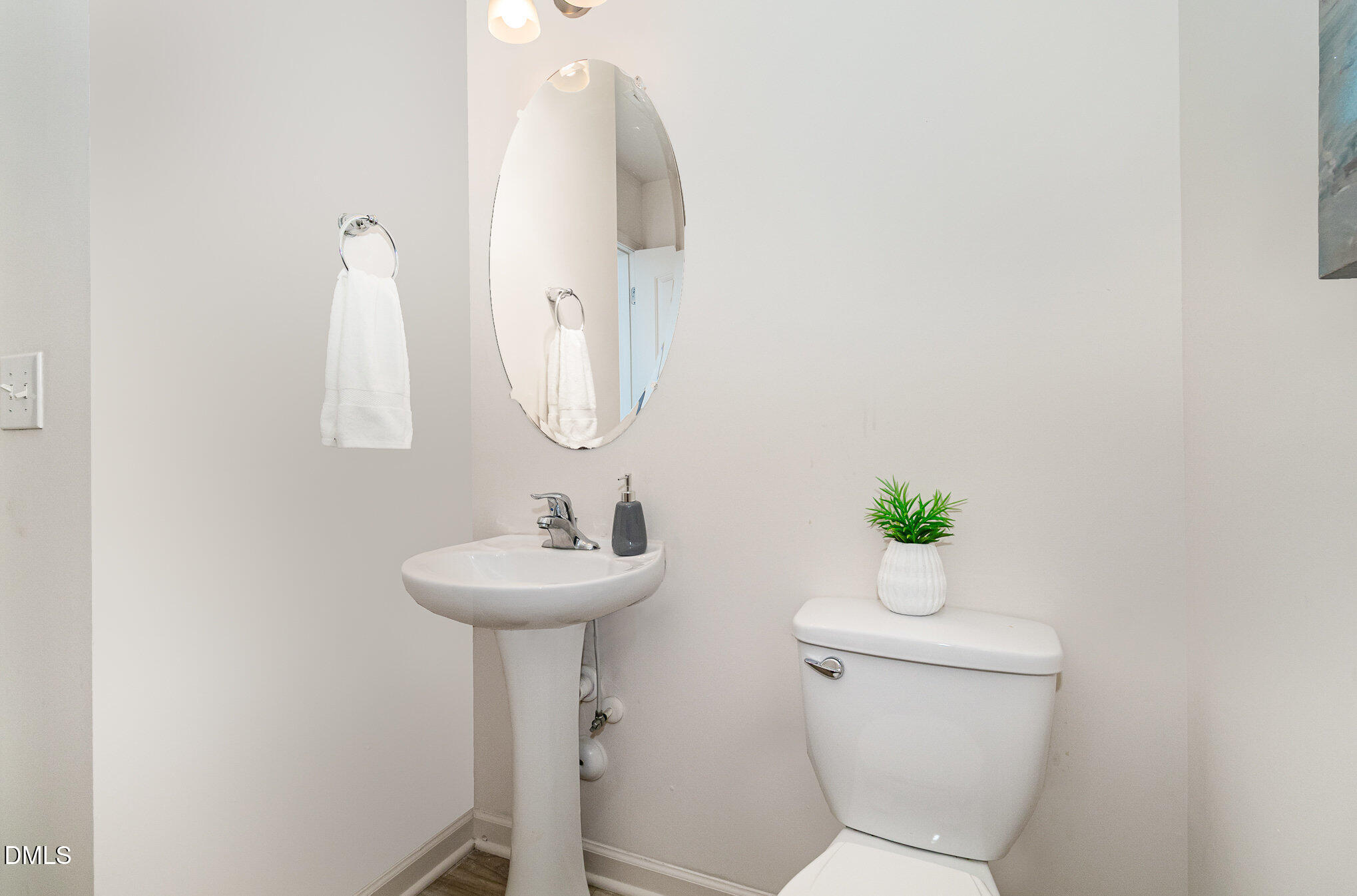 2300 Broad Street Property Photo 7