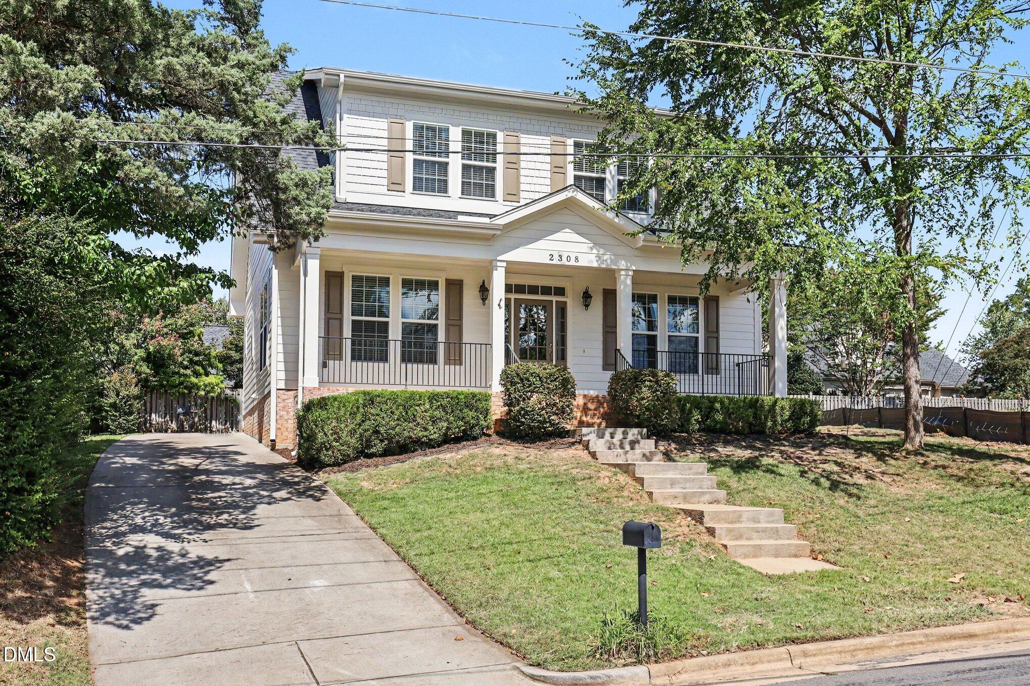 2308 Wade Avenue Property Photo 1