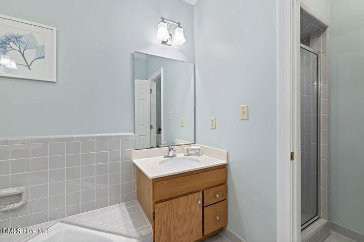 8407 Wycombe Lane Property Photo 11