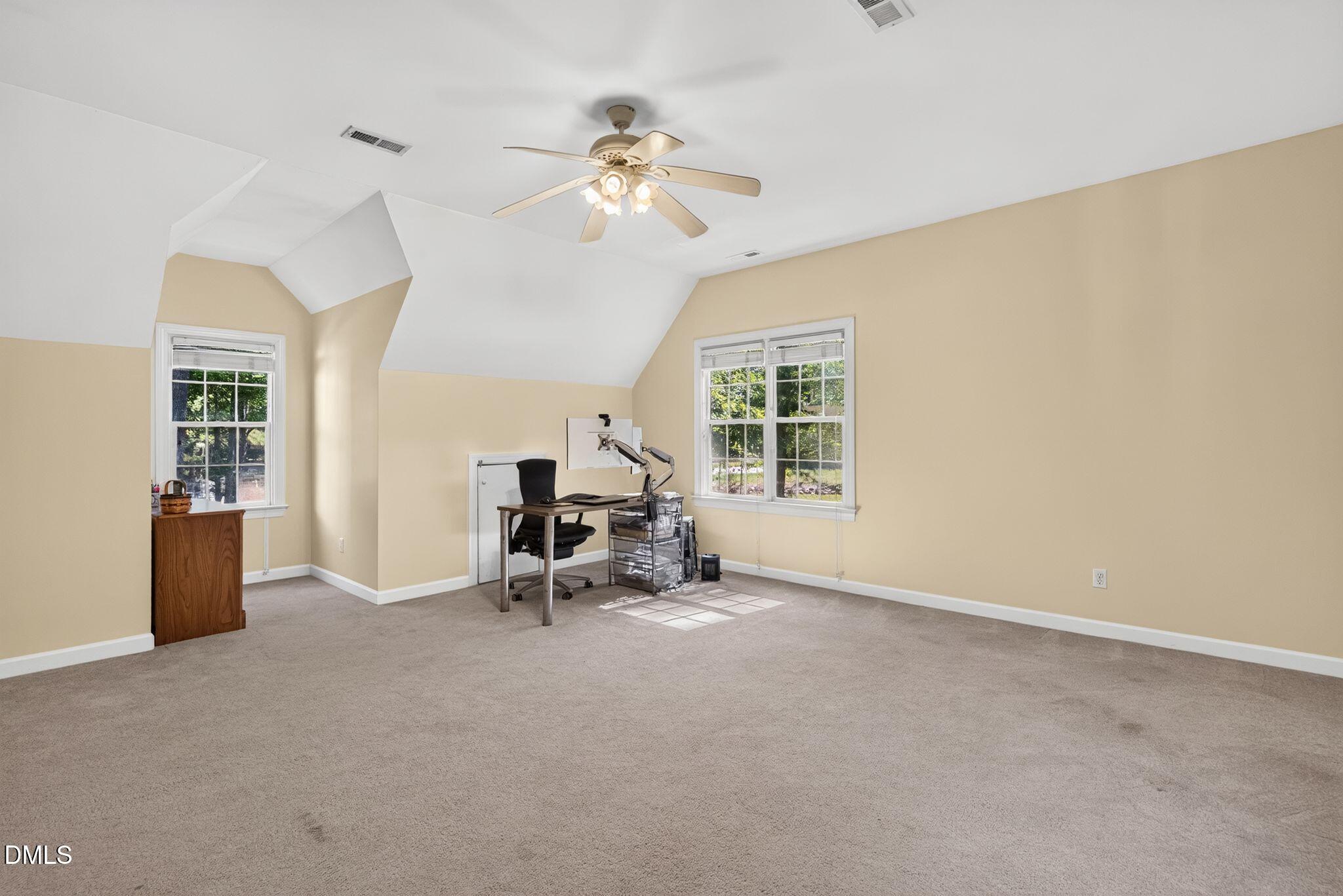 567 Timberknoll Lane Property Photo 30