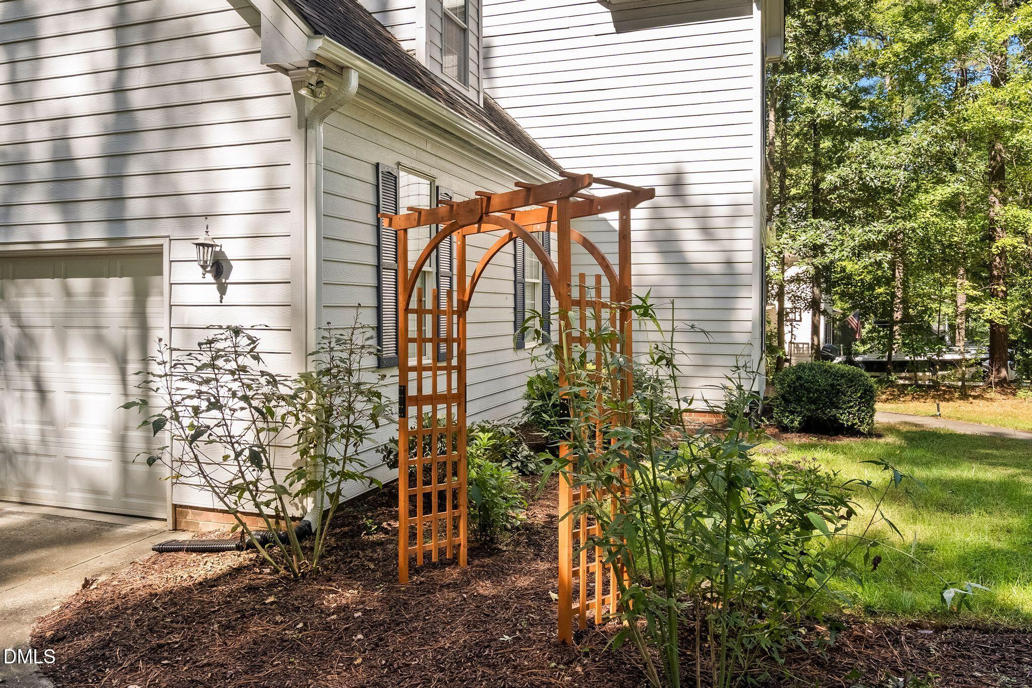 567 Timberknoll Lane Property Photo 48