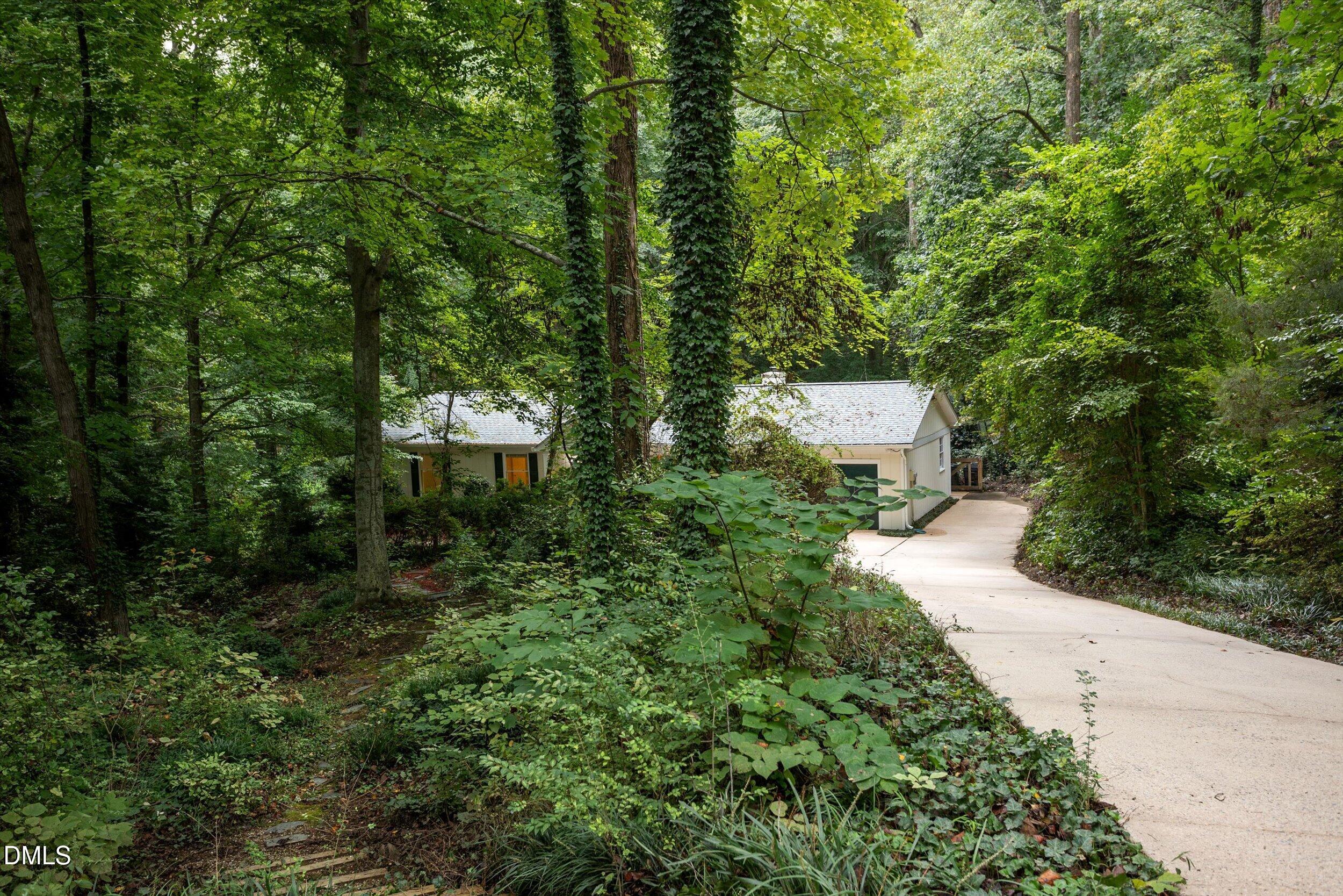 8269 Hillside Drive Property Photo 7