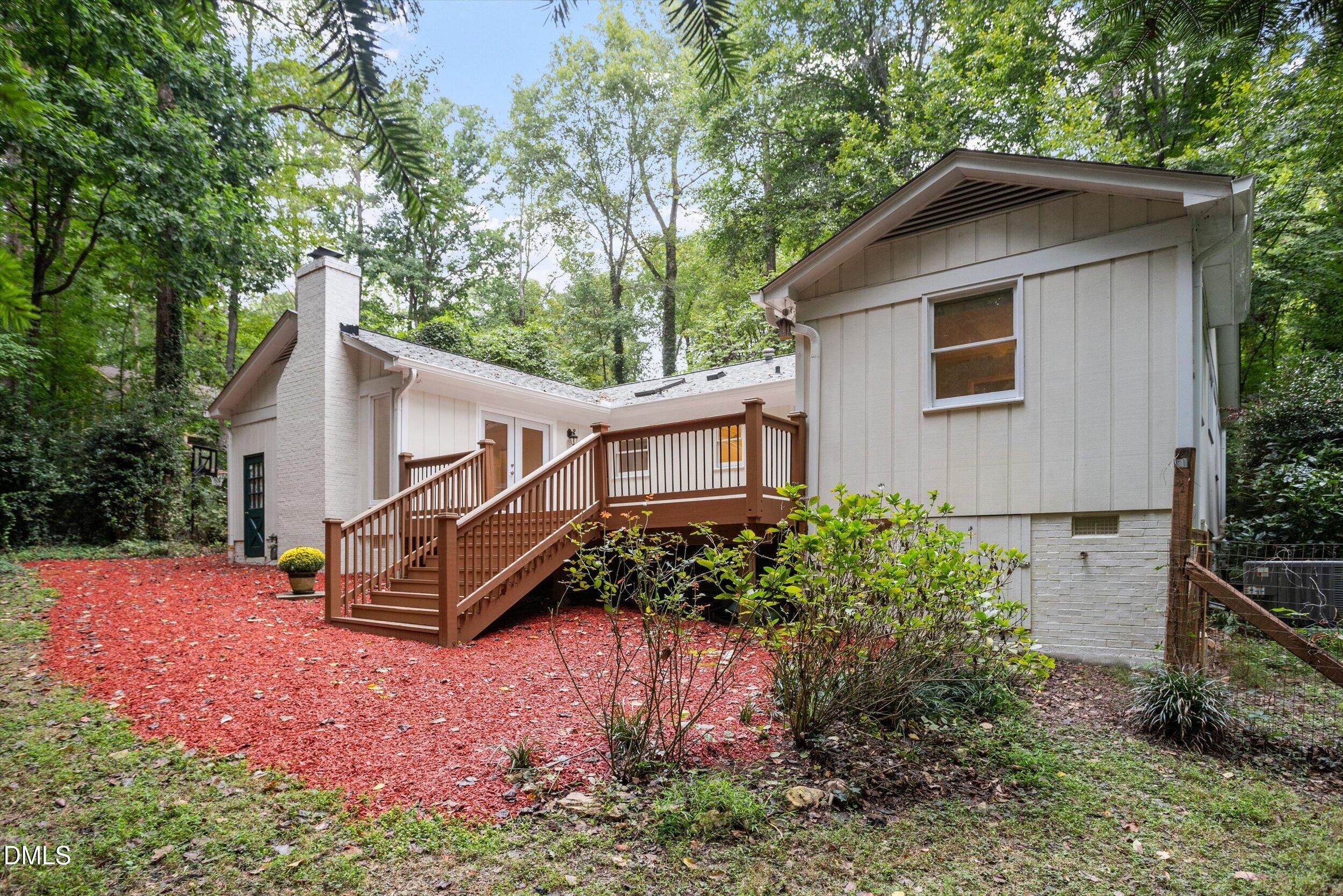 8269 Hillside Drive Property Photo 9