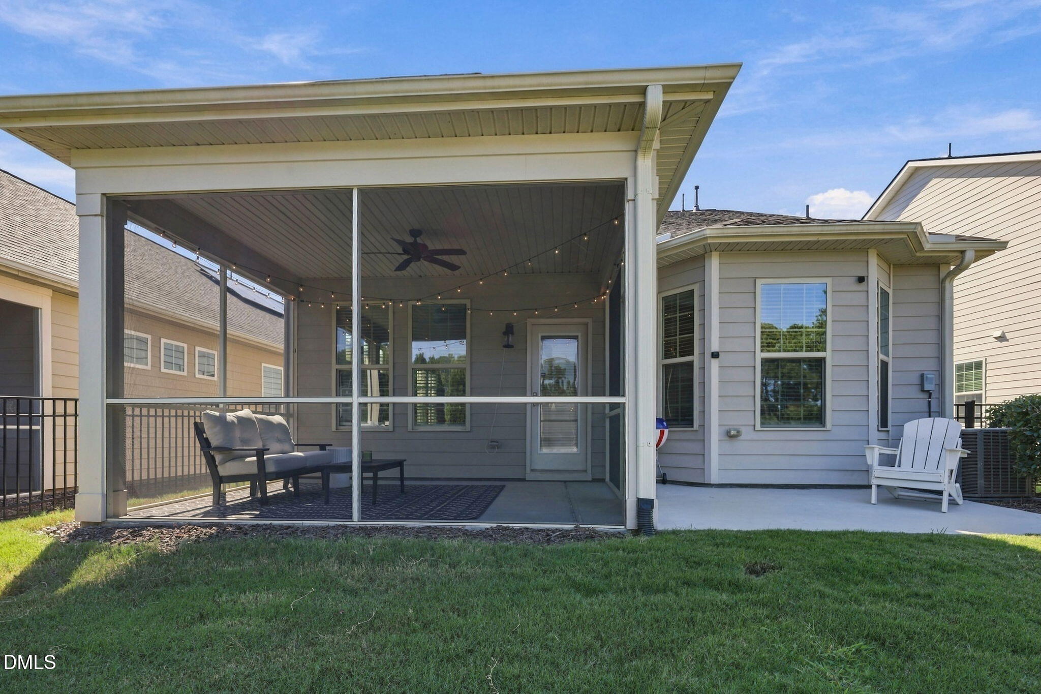 1033 Cuthbert Lane Property Photo 29