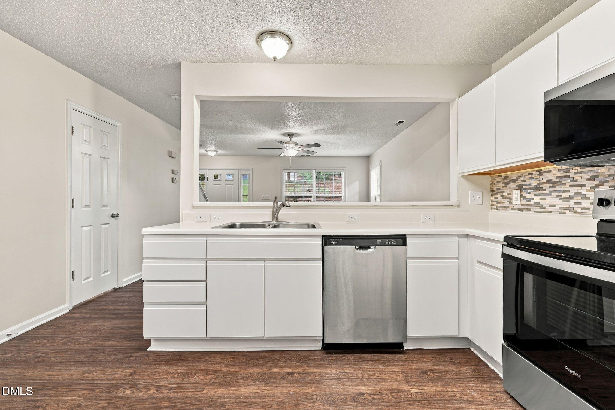 803 Woodgreen Drive Property Photo 14