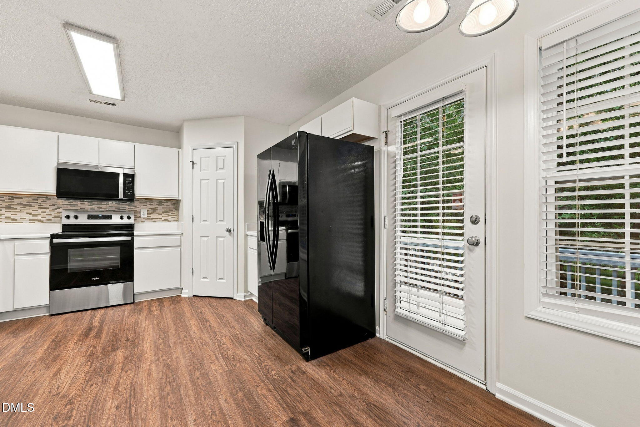 803 Woodgreen Drive Property Photo 18