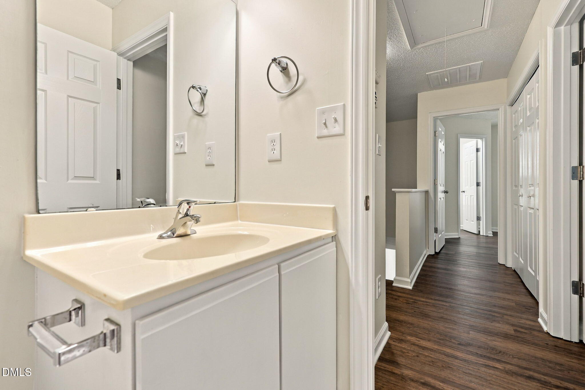 803 Woodgreen Drive Property Photo 30