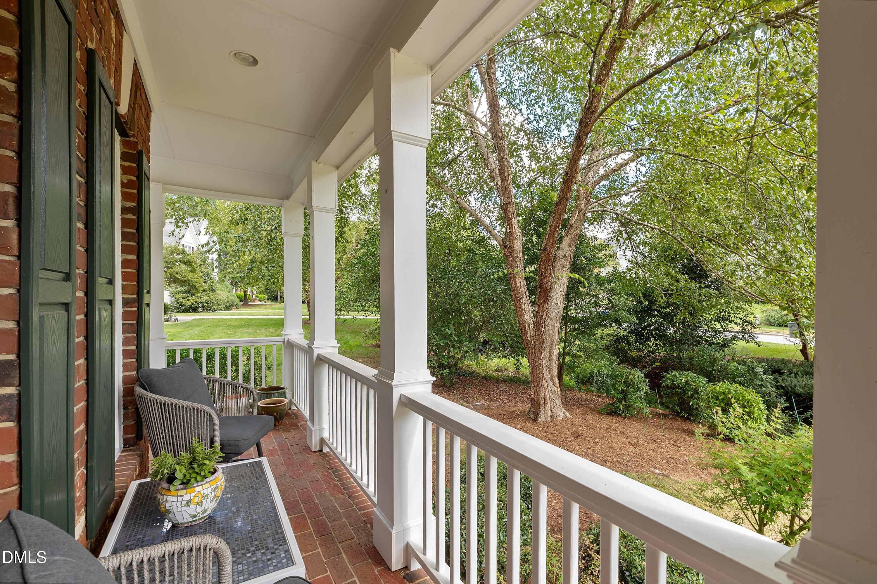 3914 Sterling Ridge Lane Property Photo 6