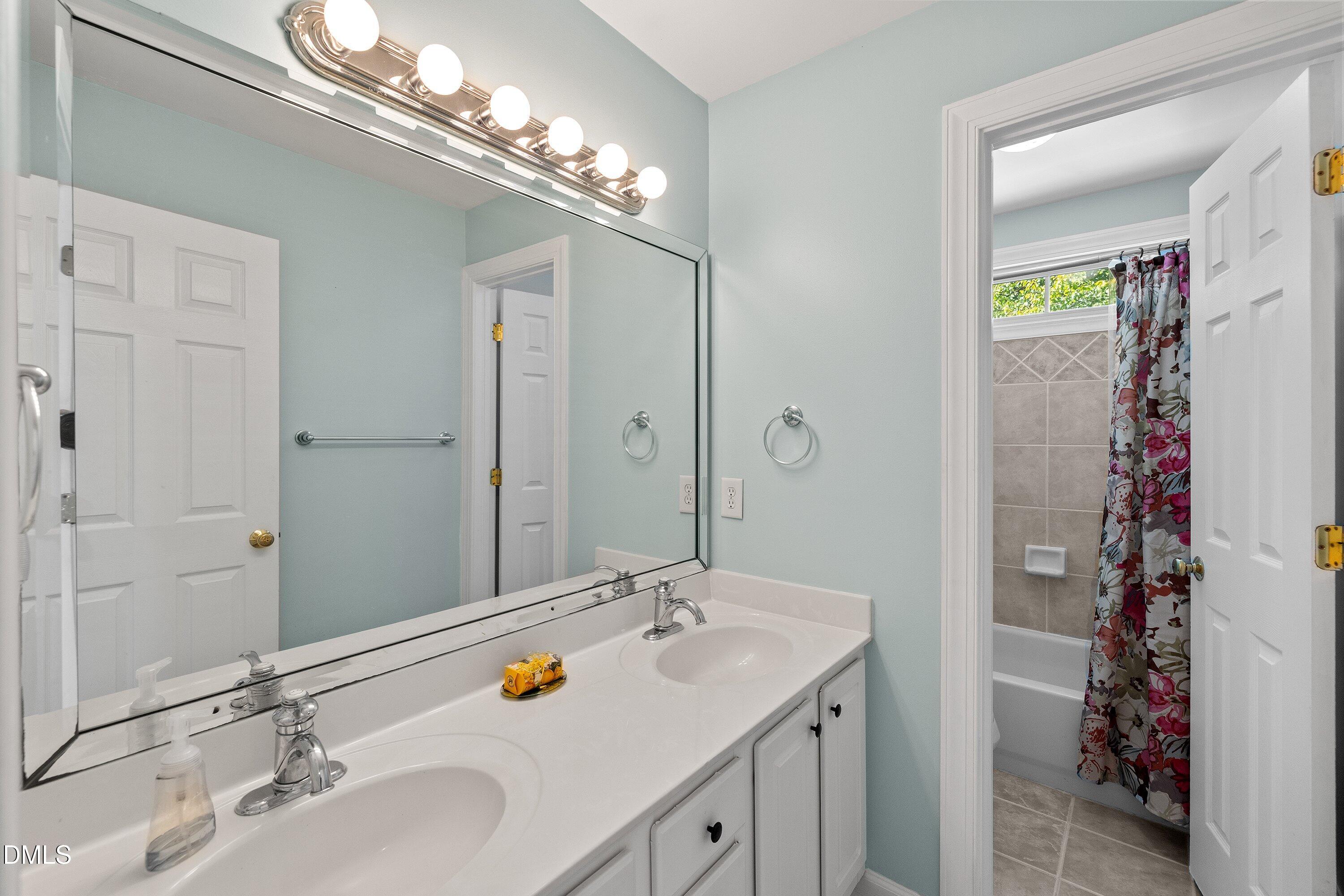 3914 Sterling Ridge Lane Property Photo 44