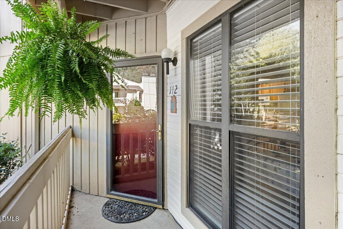 112 New Kent Place Property Photo 2
