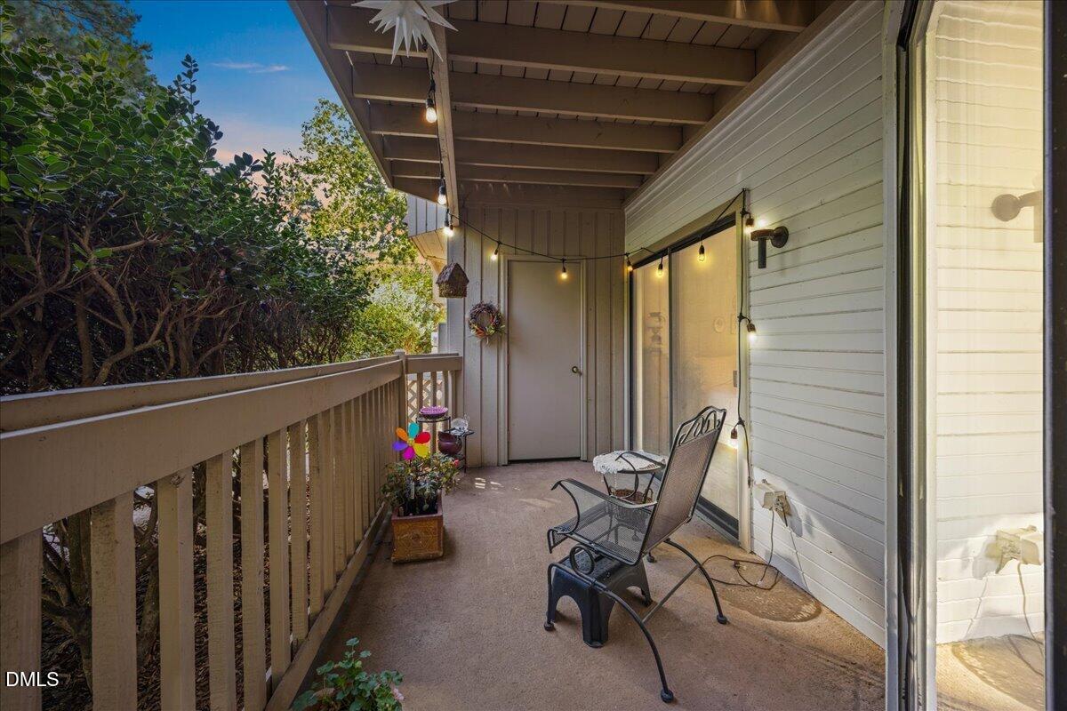 112 New Kent Place Property Photo 17