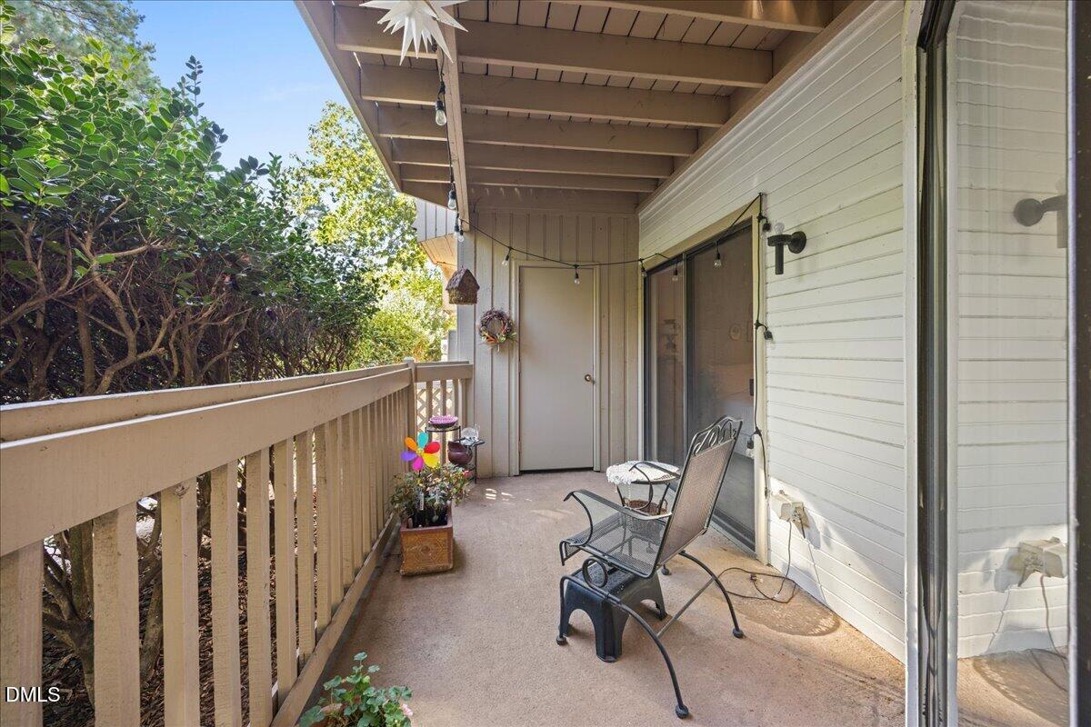 112 New Kent Place Property Photo 18