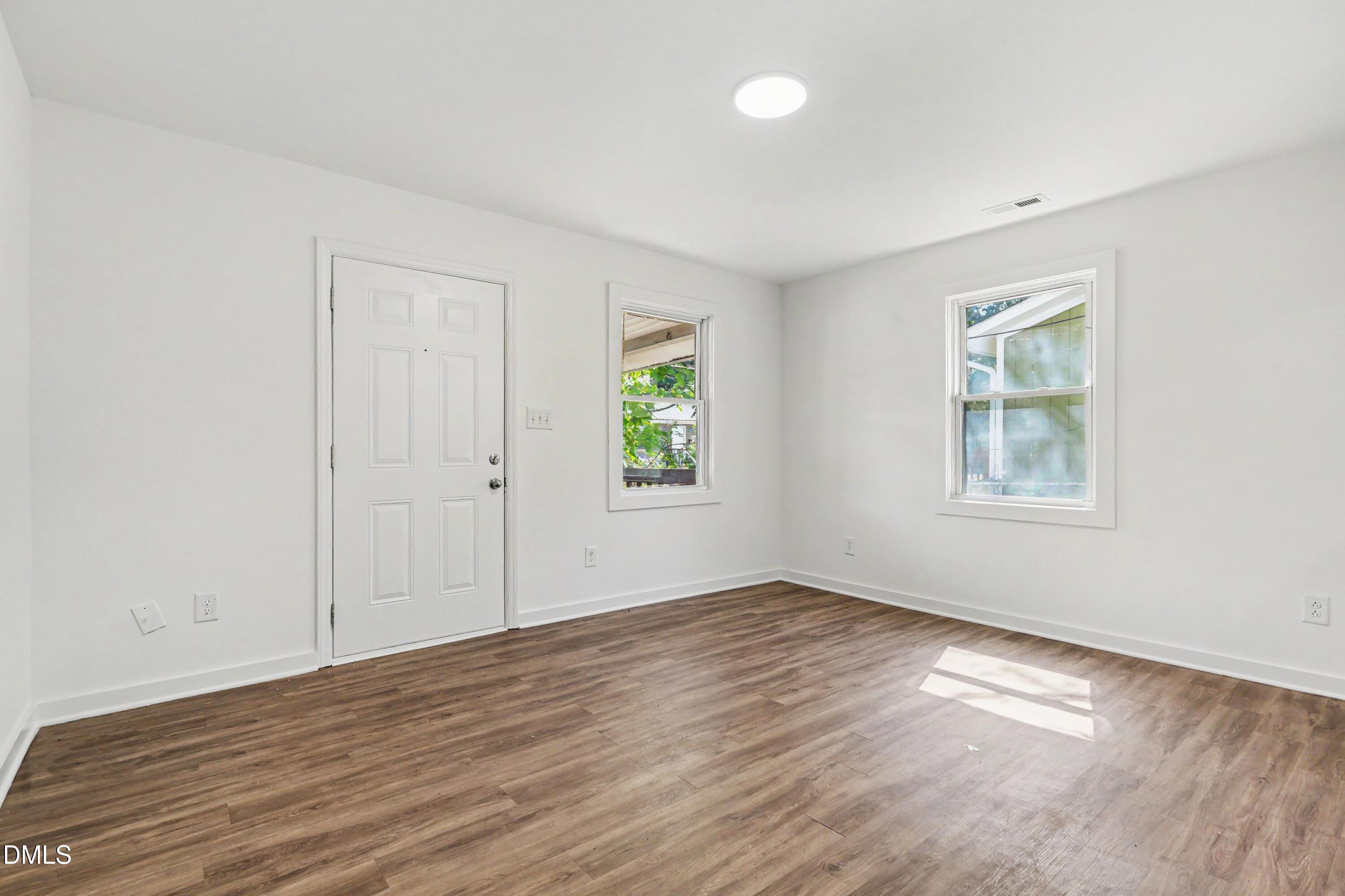 1509 N Alston Avenue Property Photo 3