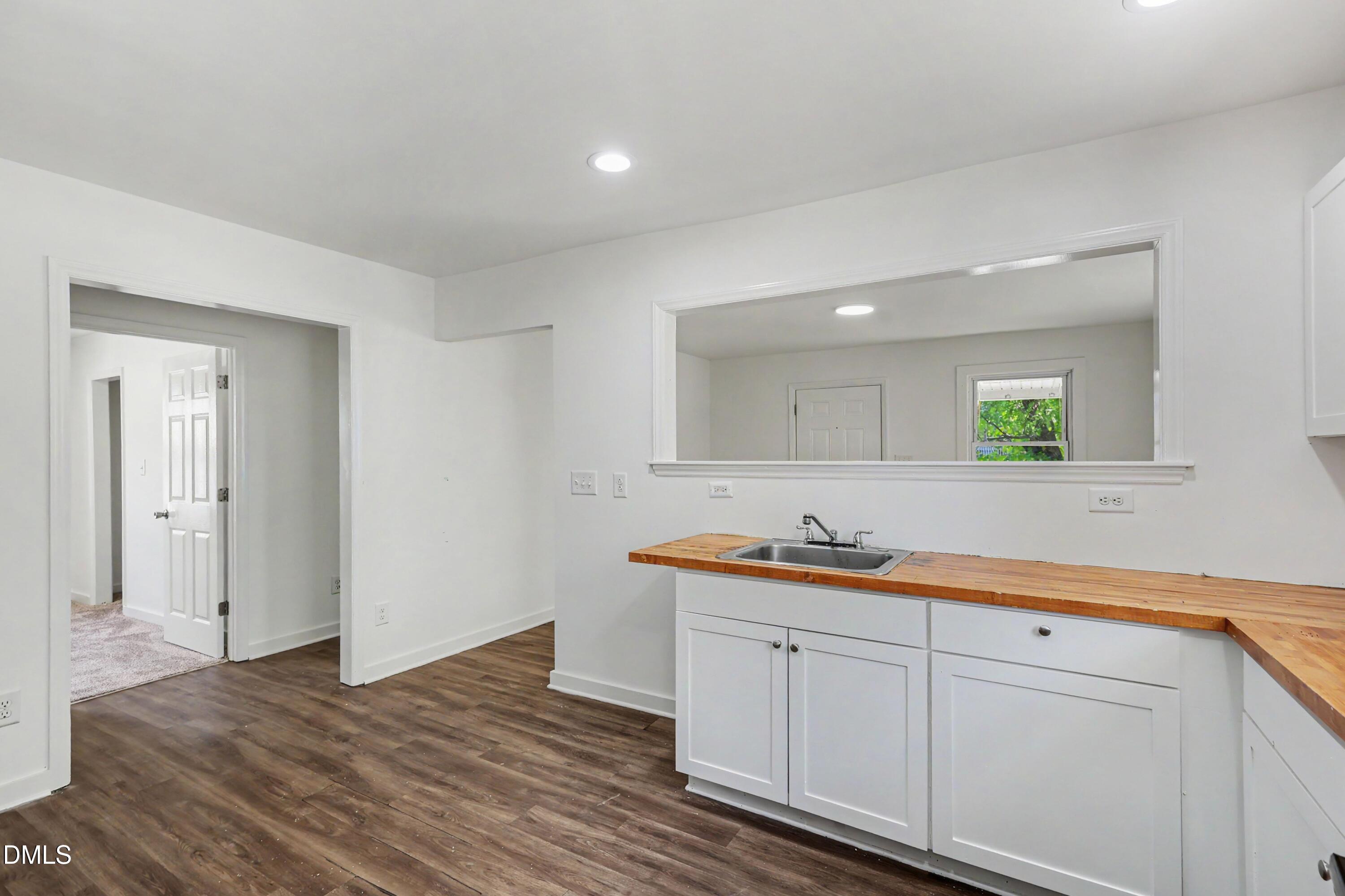 1509 N Alston Avenue Property Photo 7